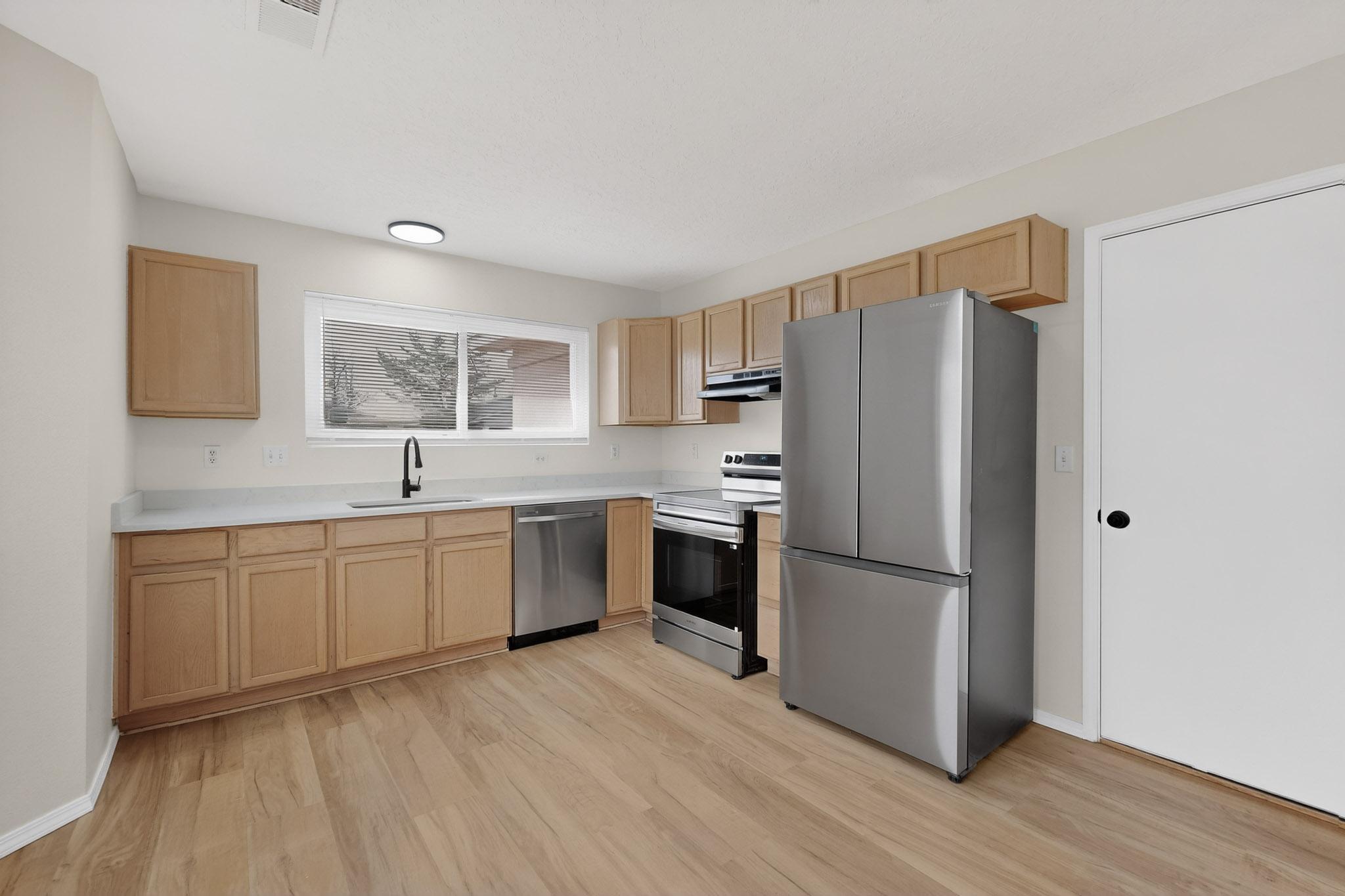 705 Santa Fe Meadows Drive NE