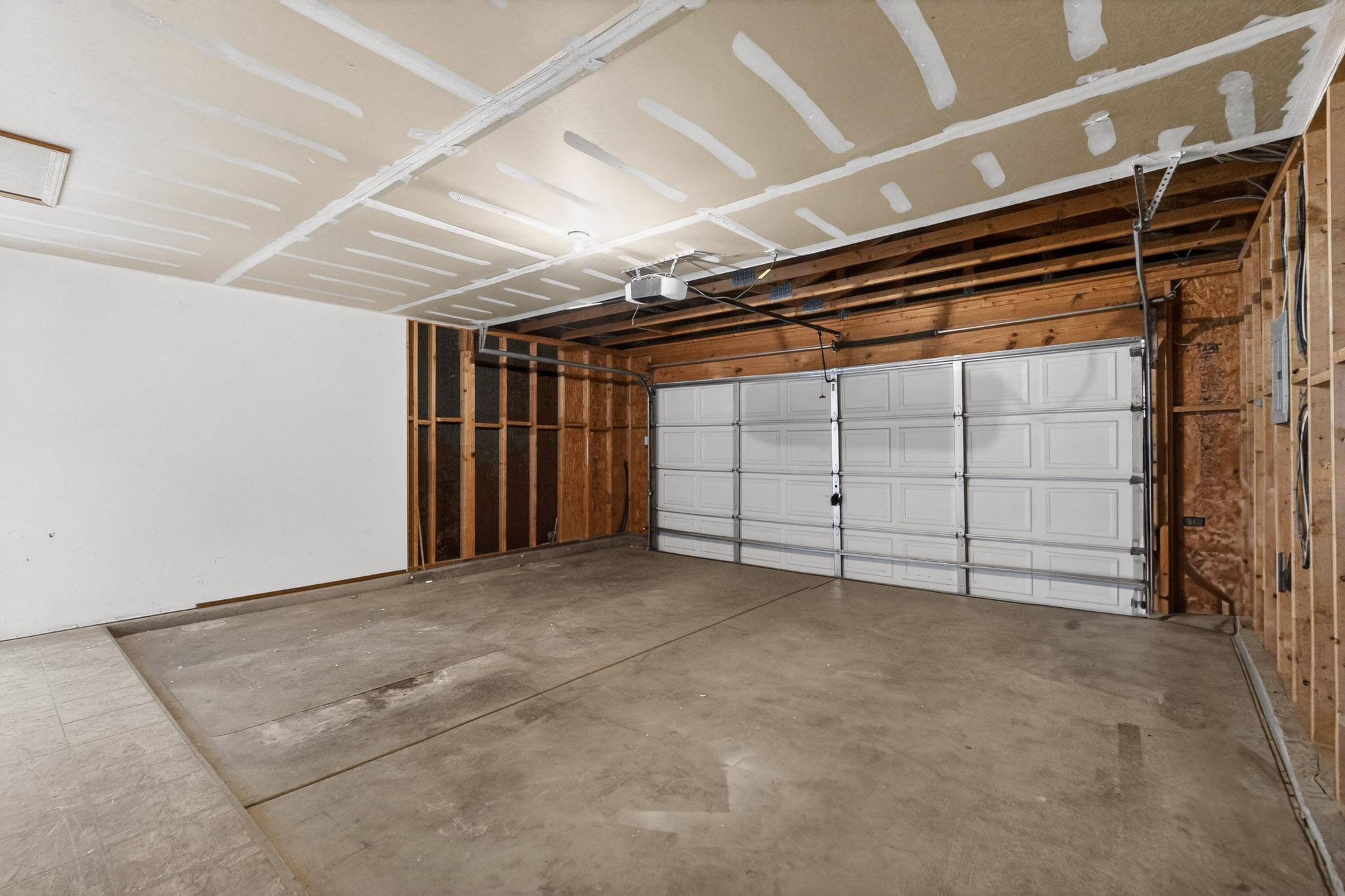 705 Santa Fe Meadows Drive NE