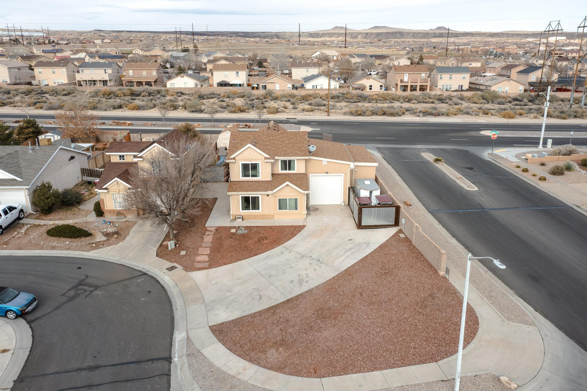 1027 Parkland View Drive NW