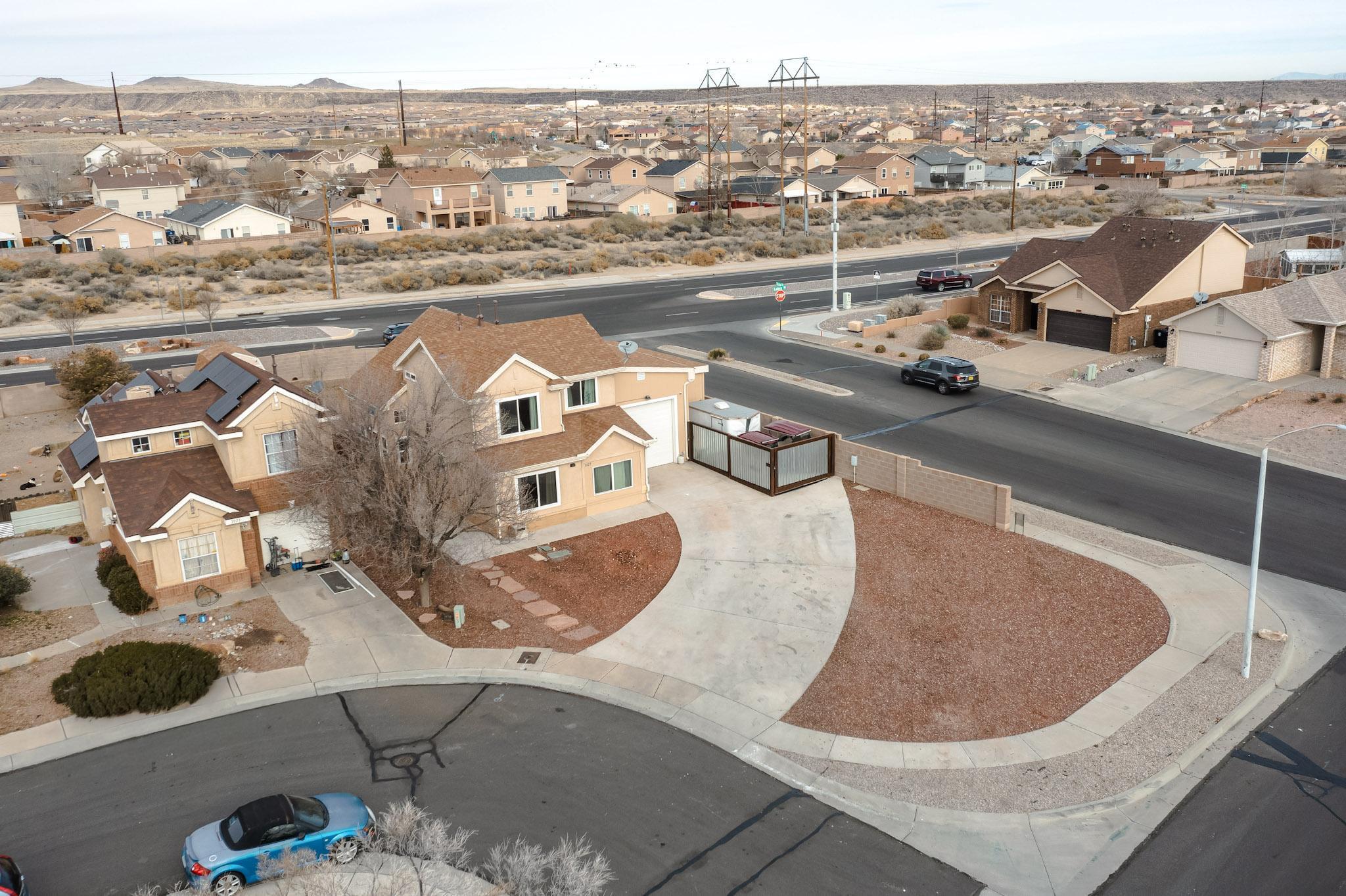 1027 Parkland View Drive NW