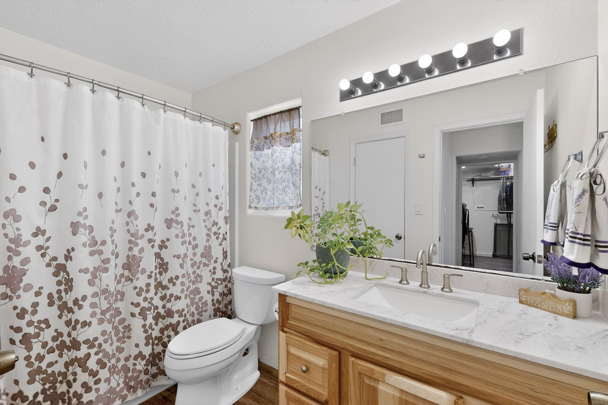 1027 Parkland View Drive NW