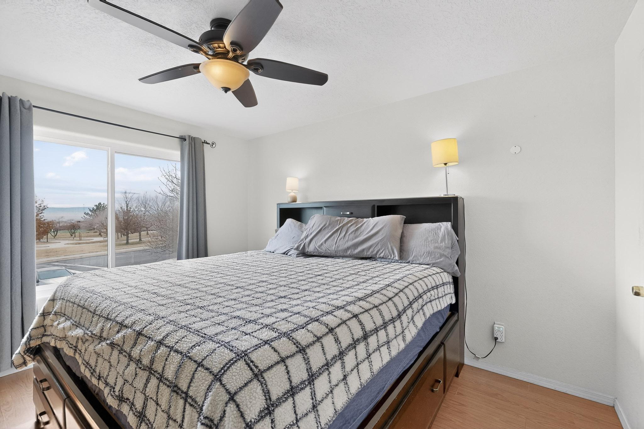 1027 Parkland View Drive NW