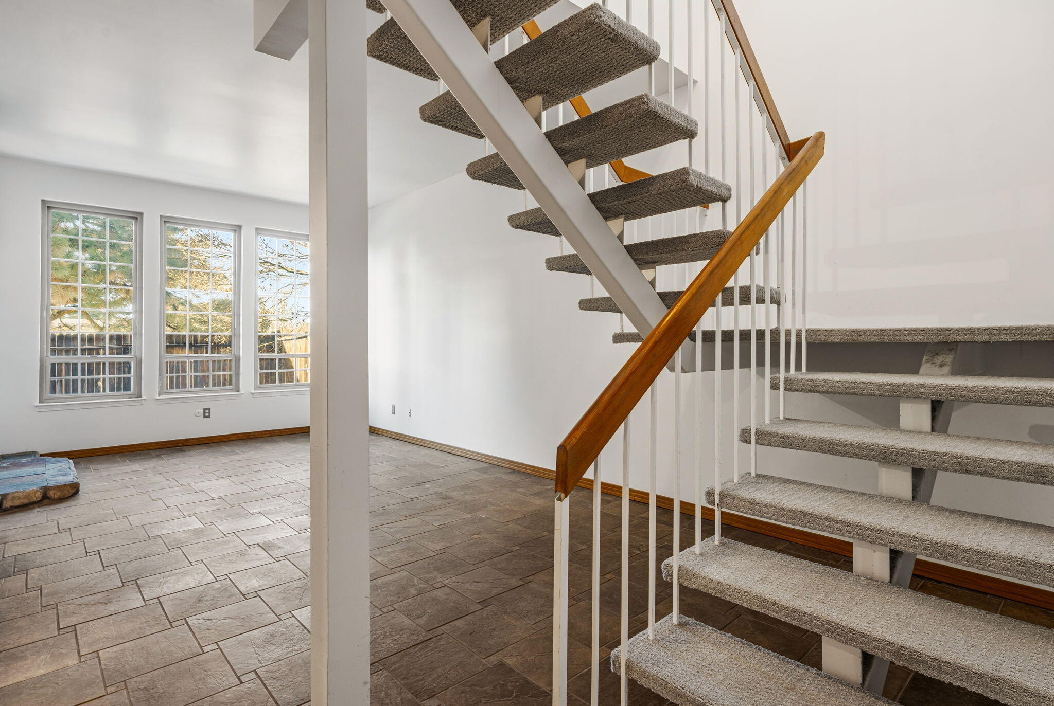 5129 Pinata Place NE