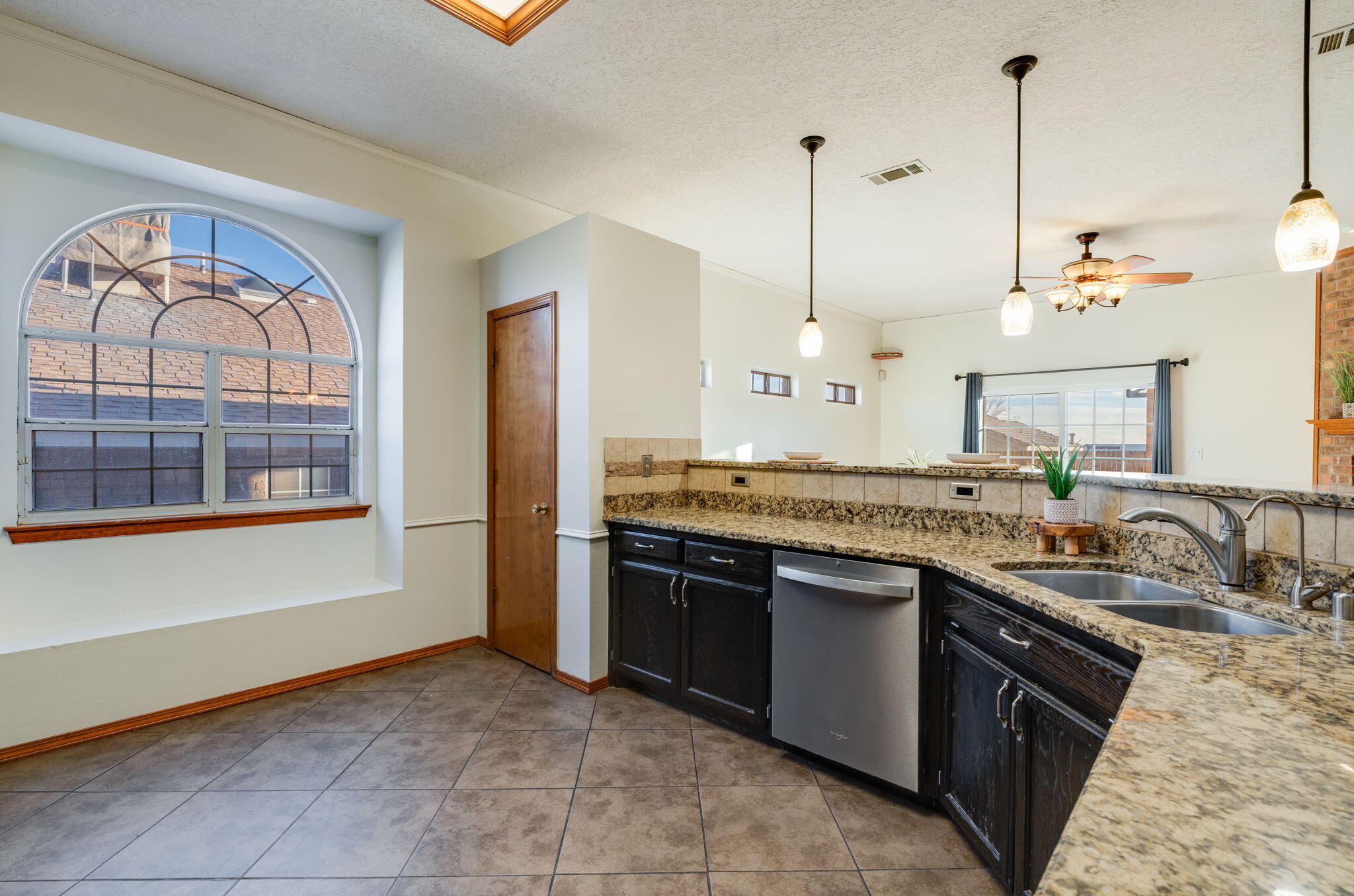 4708 Lacy Spine Road NW