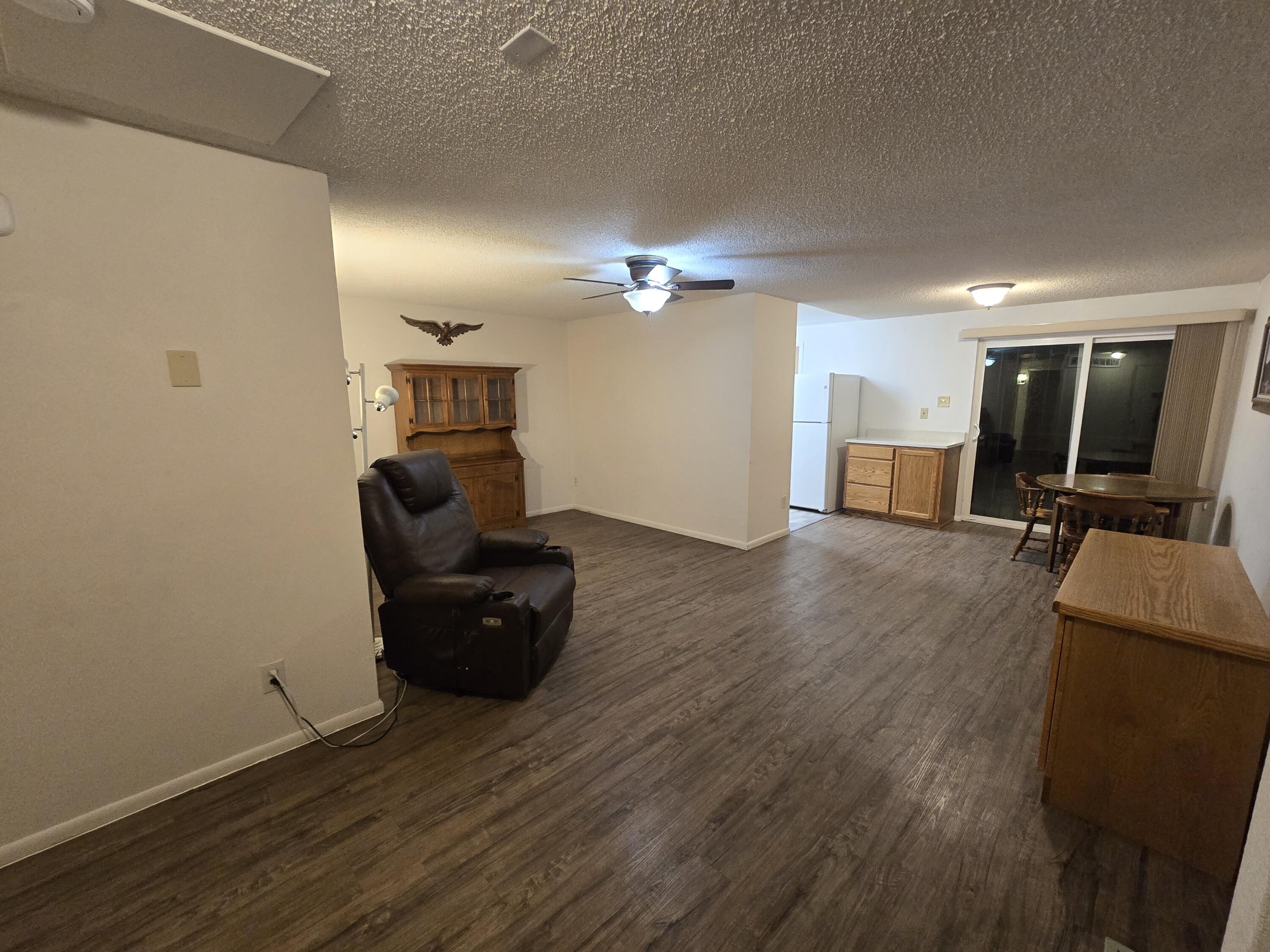 4627 Overland Street NE