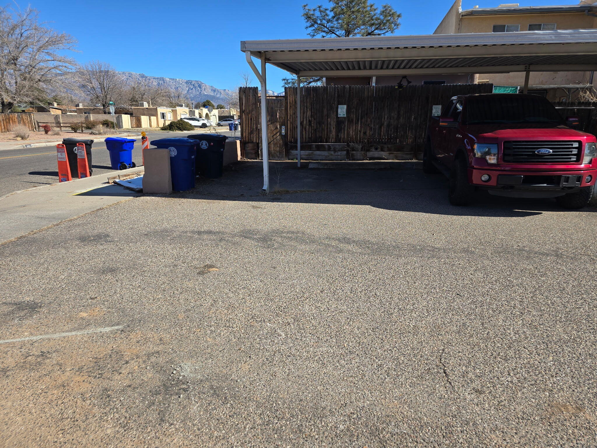 4627 Overland Street NE