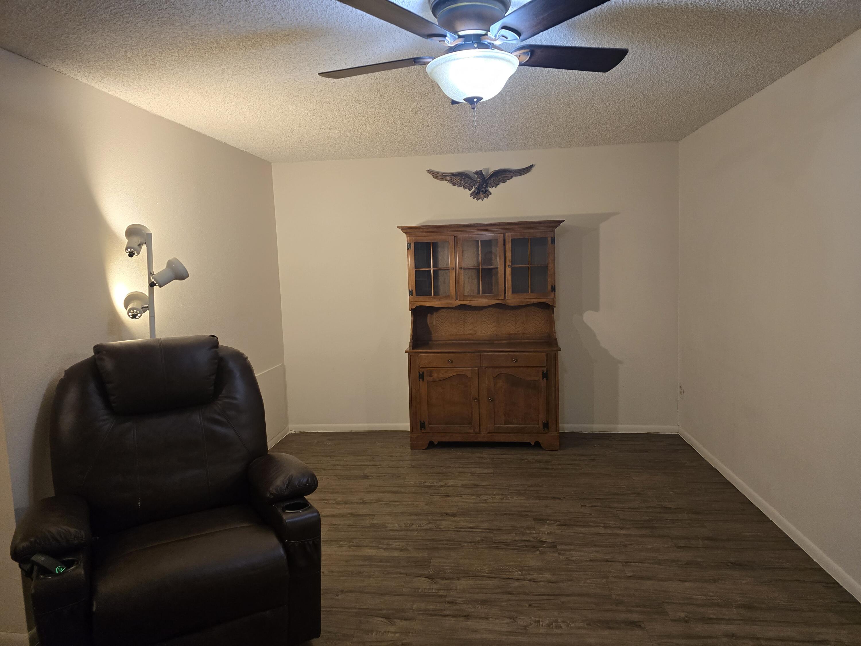 4627 Overland Street NE