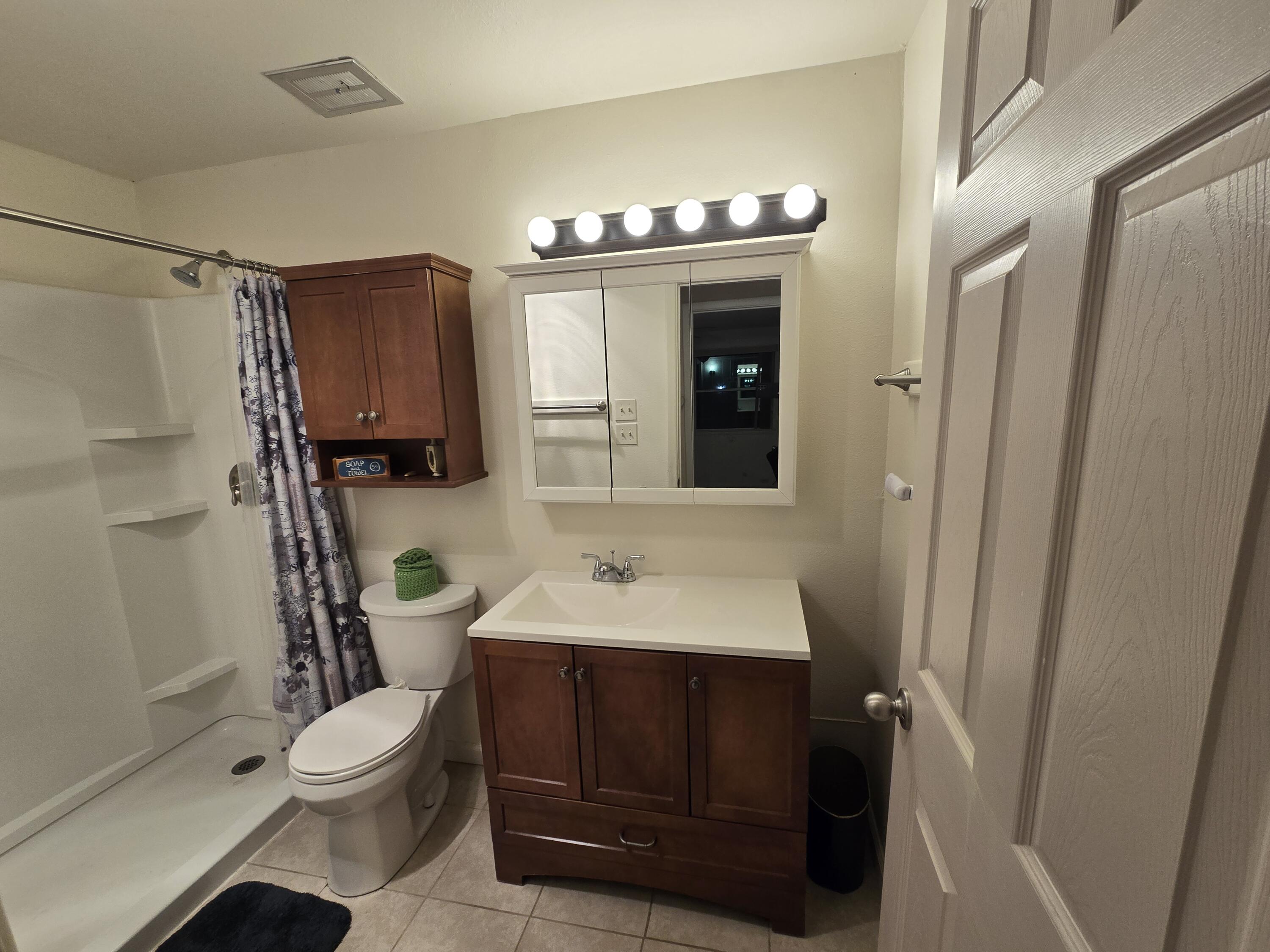 4627 Overland Street NE