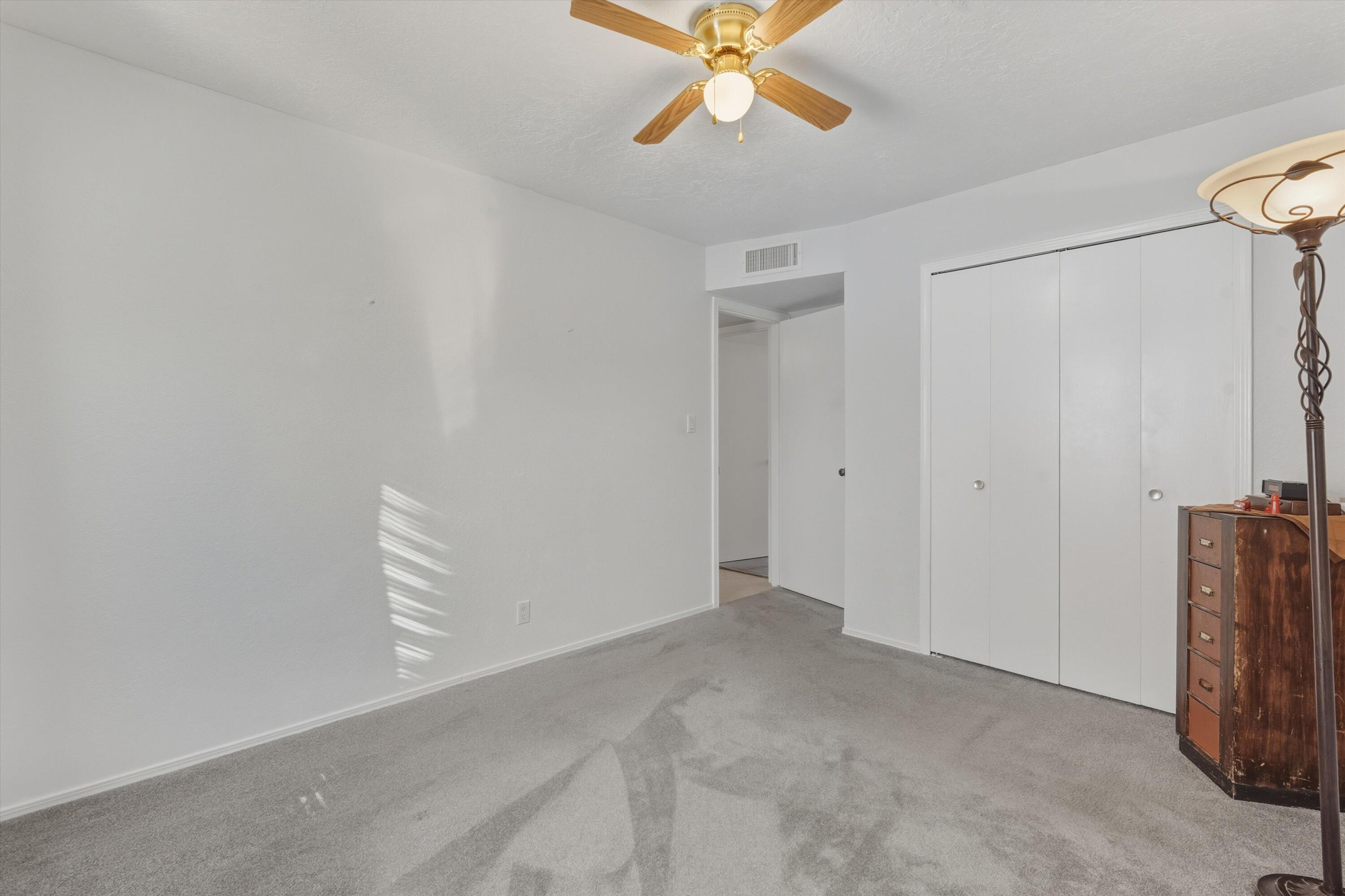 6805 Orphelia Avenue NE