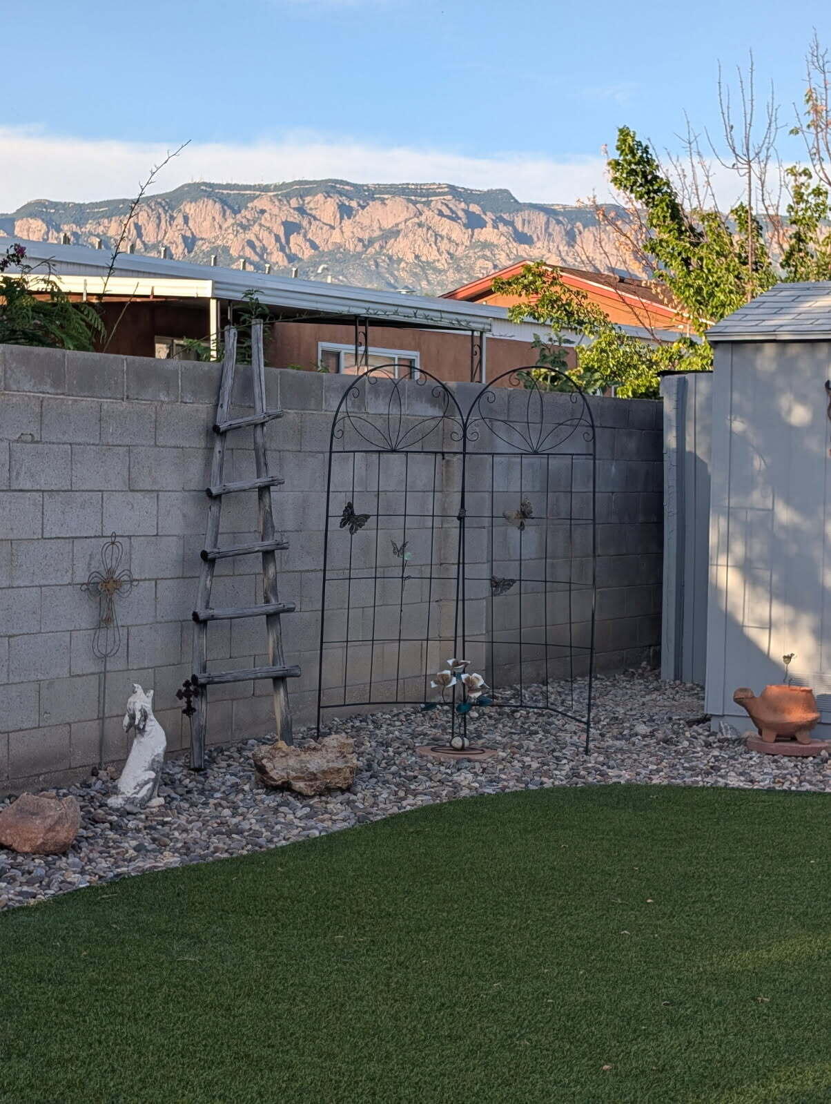 6805 Orphelia Avenue NE