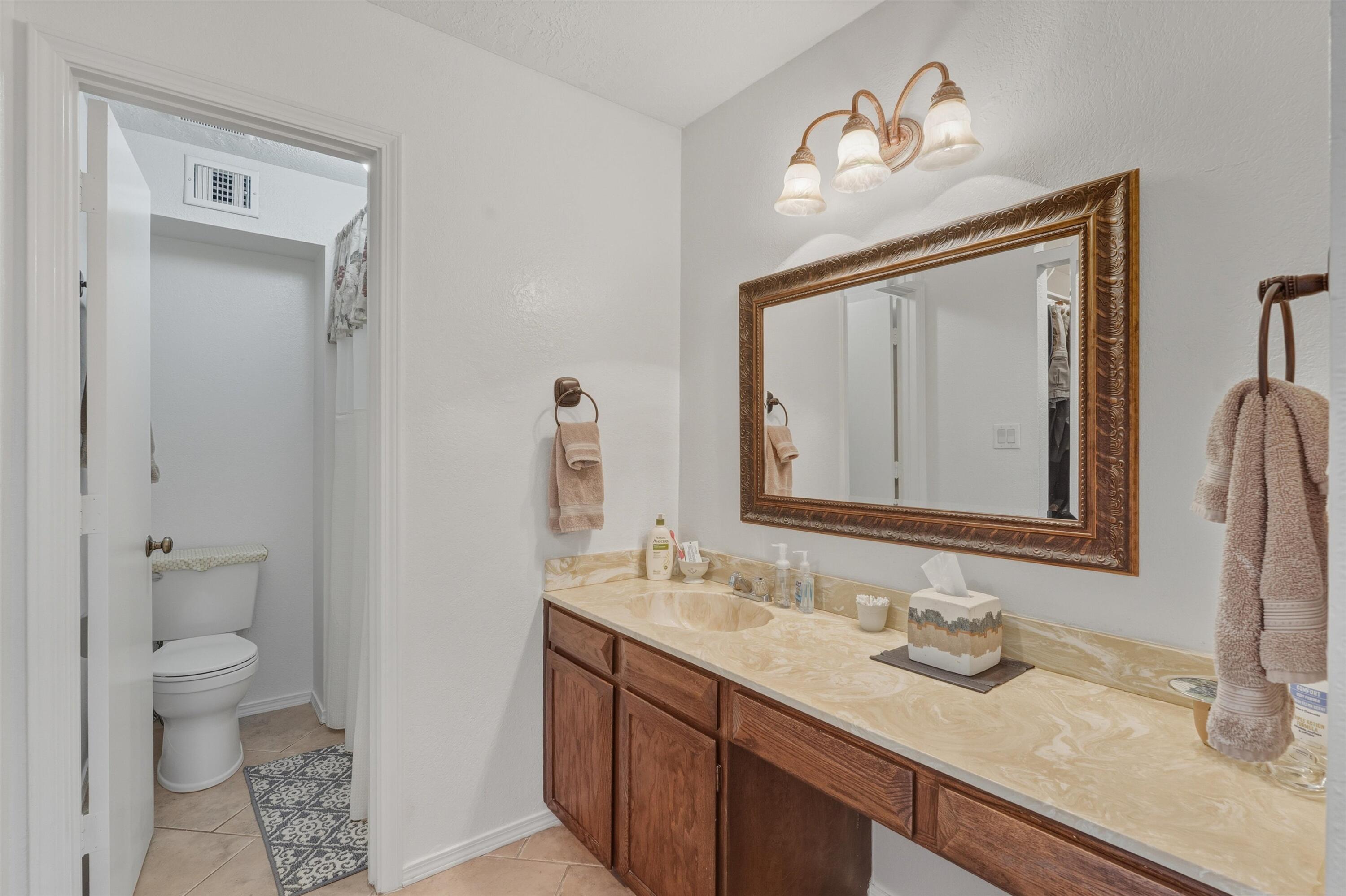 6805 Orphelia Avenue NE