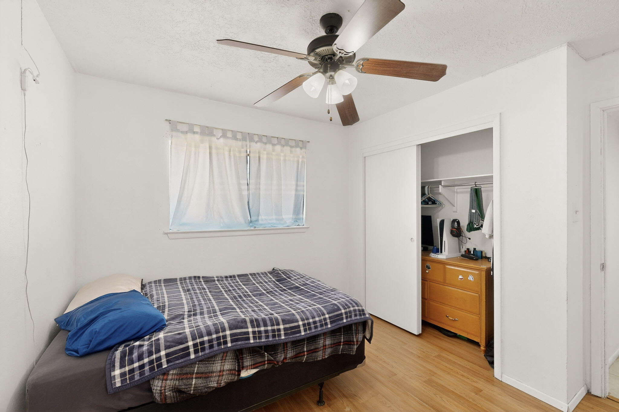 236 Zena Lona Street NE