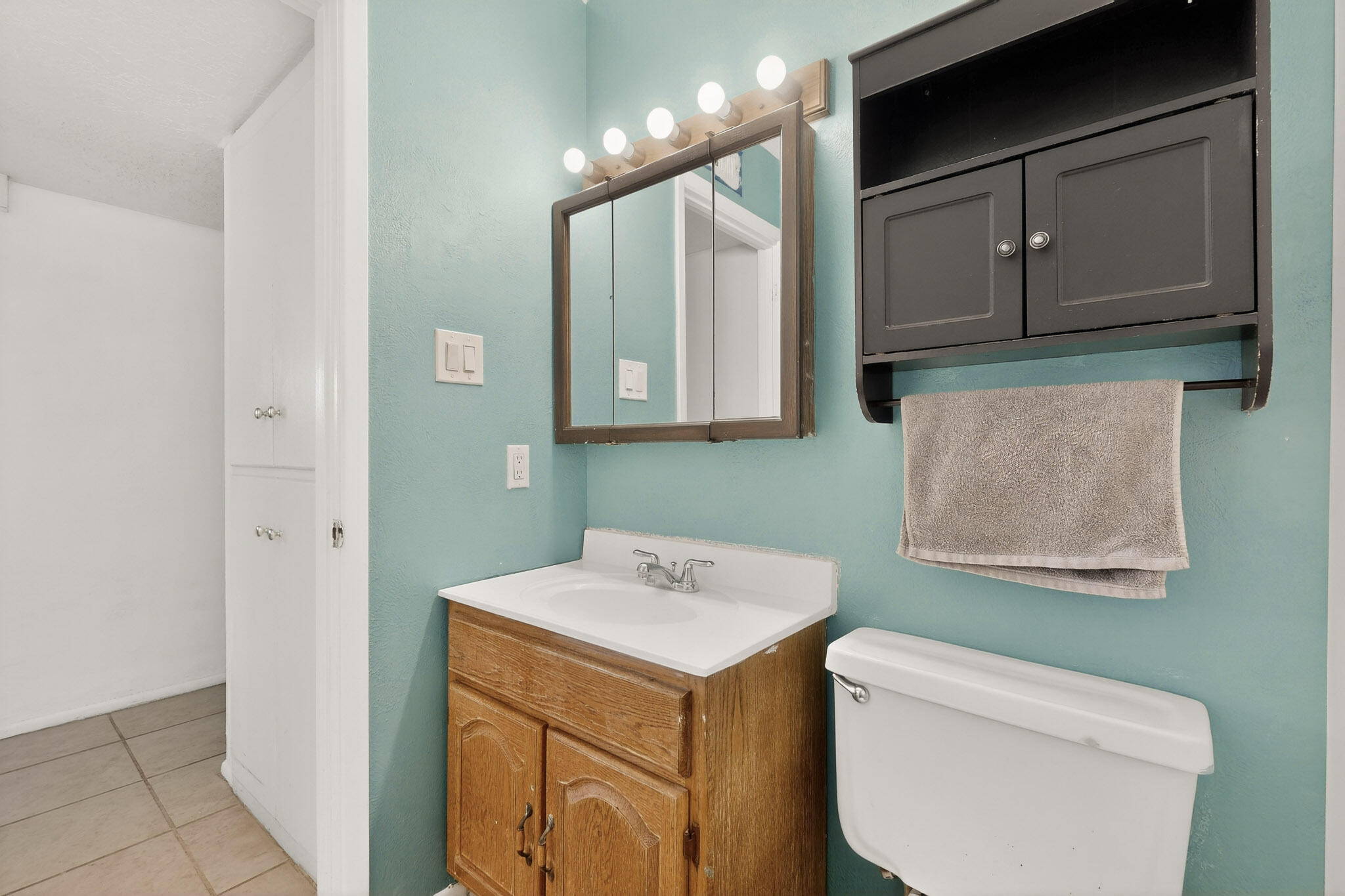 236 Zena Lona Street NE