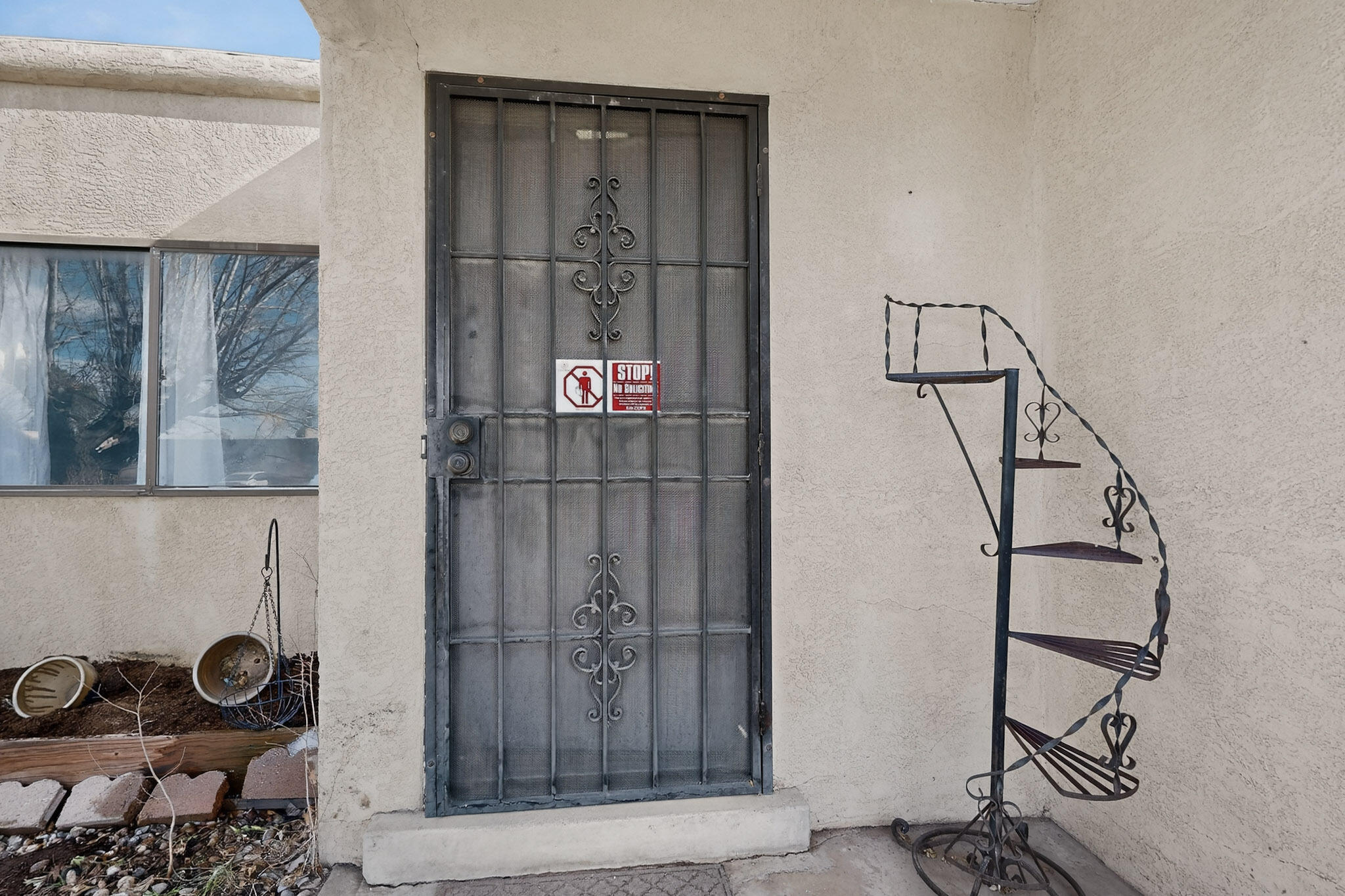 236 Zena Lona Street NE