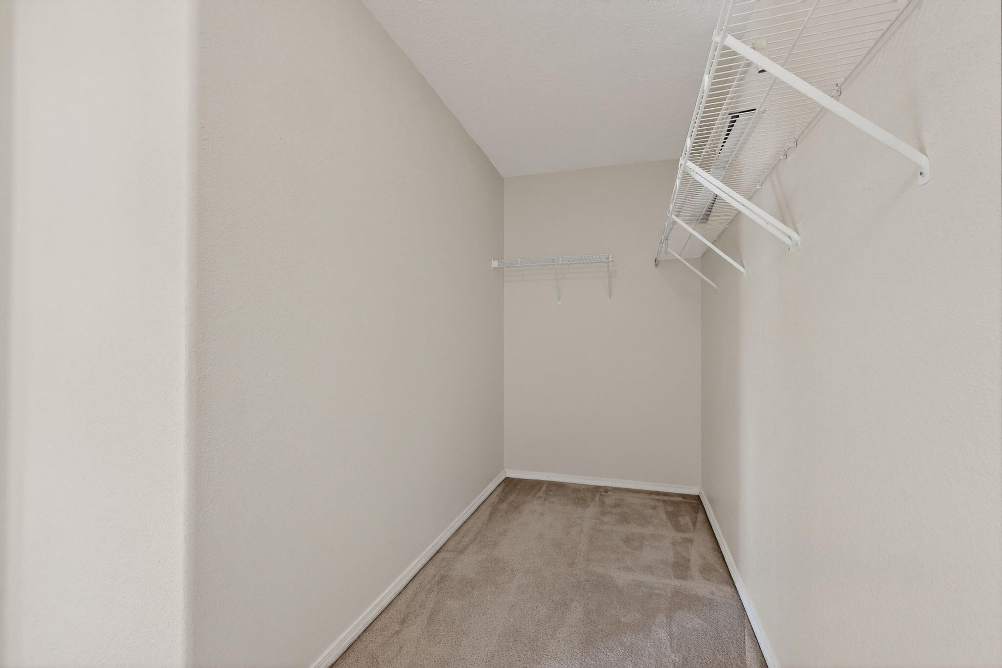 1328 Ojo Sarco Street SW