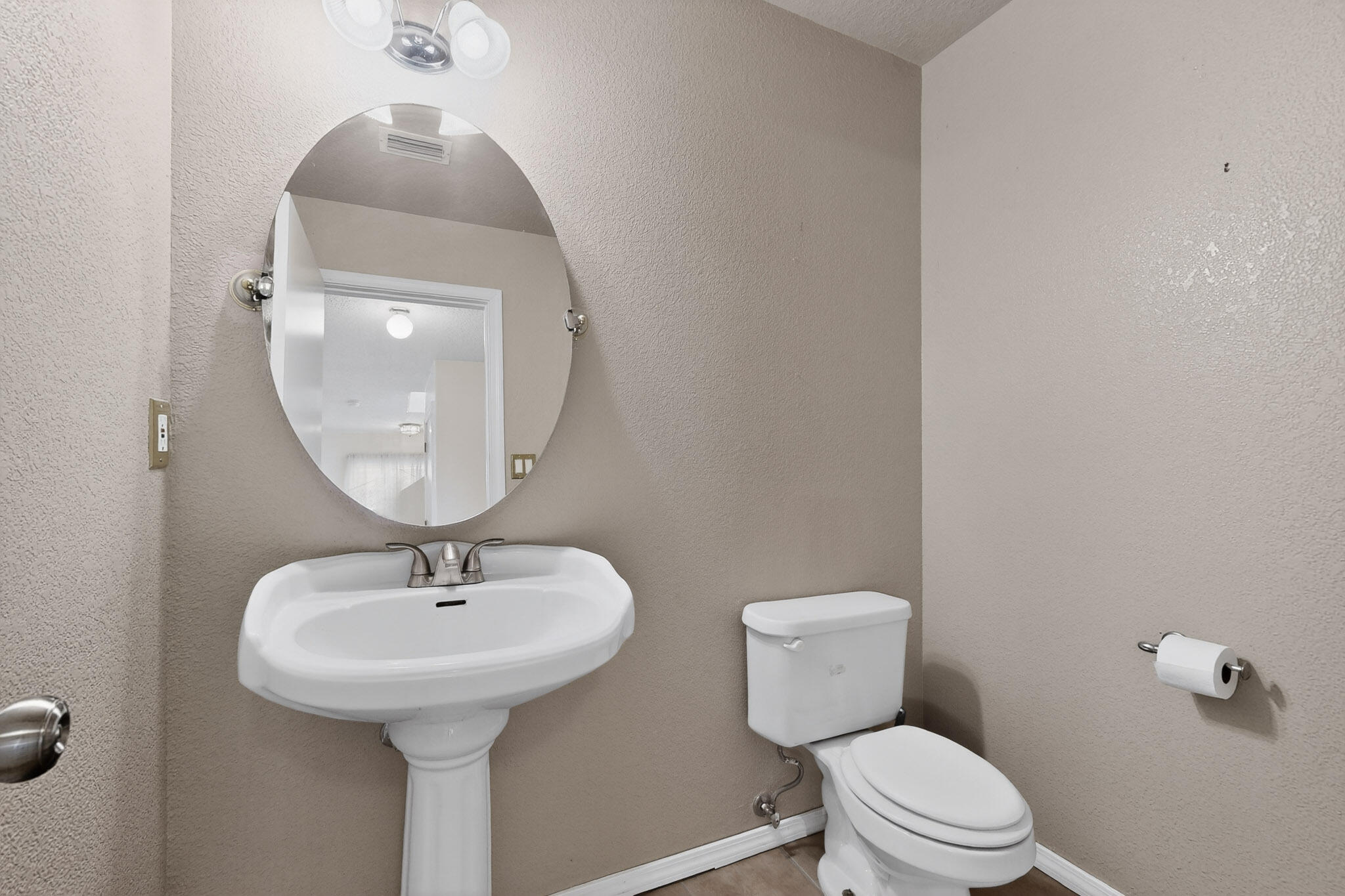 1328 Ojo Sarco Street SW