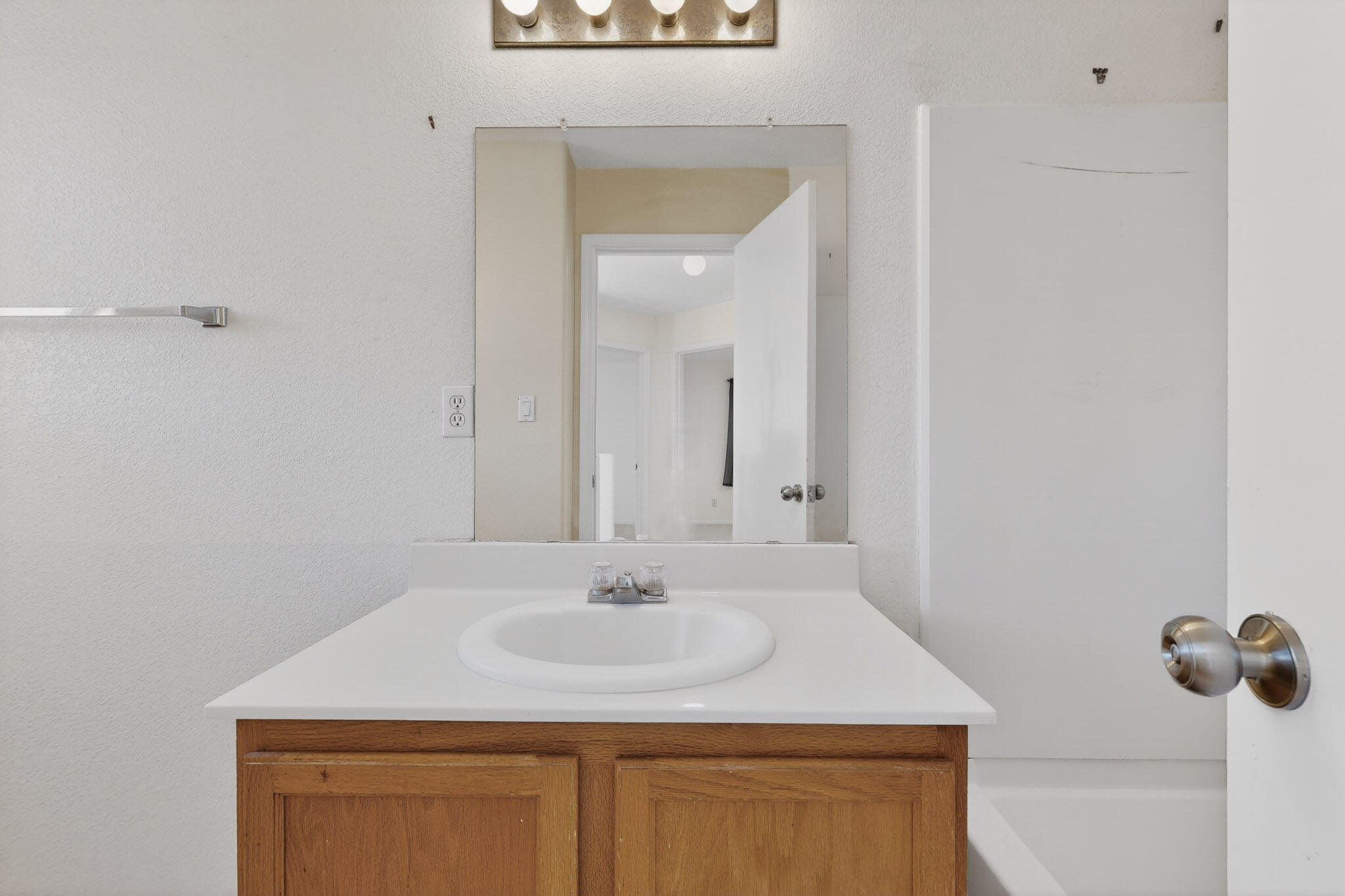 1328 Ojo Sarco Street SW