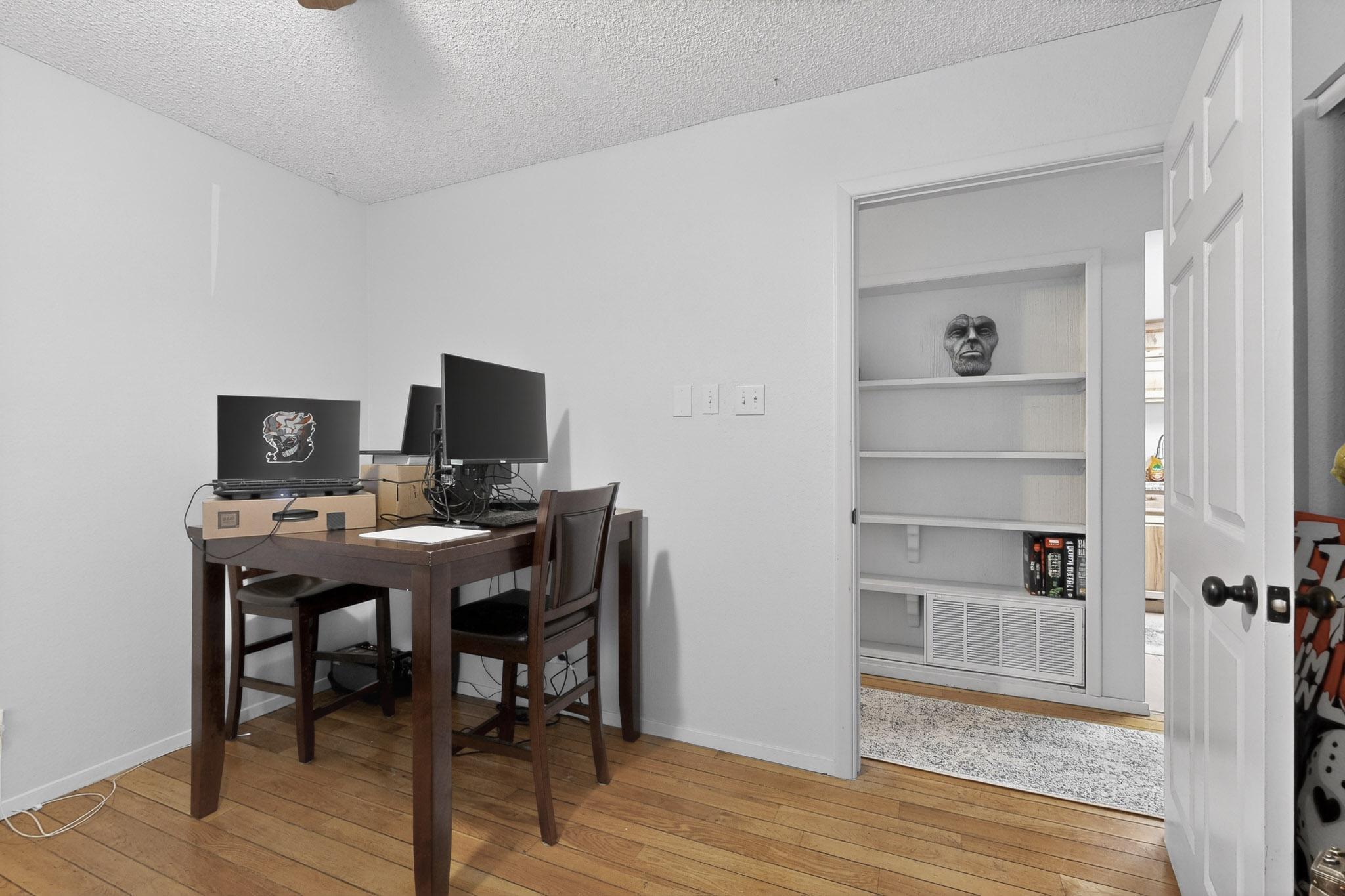 7483 Prairie Road NE