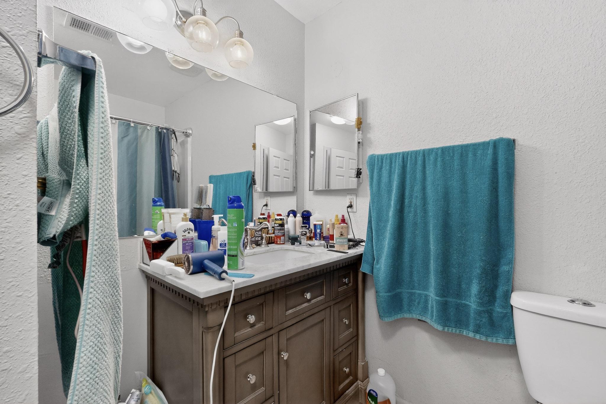 7483 Prairie Road NE