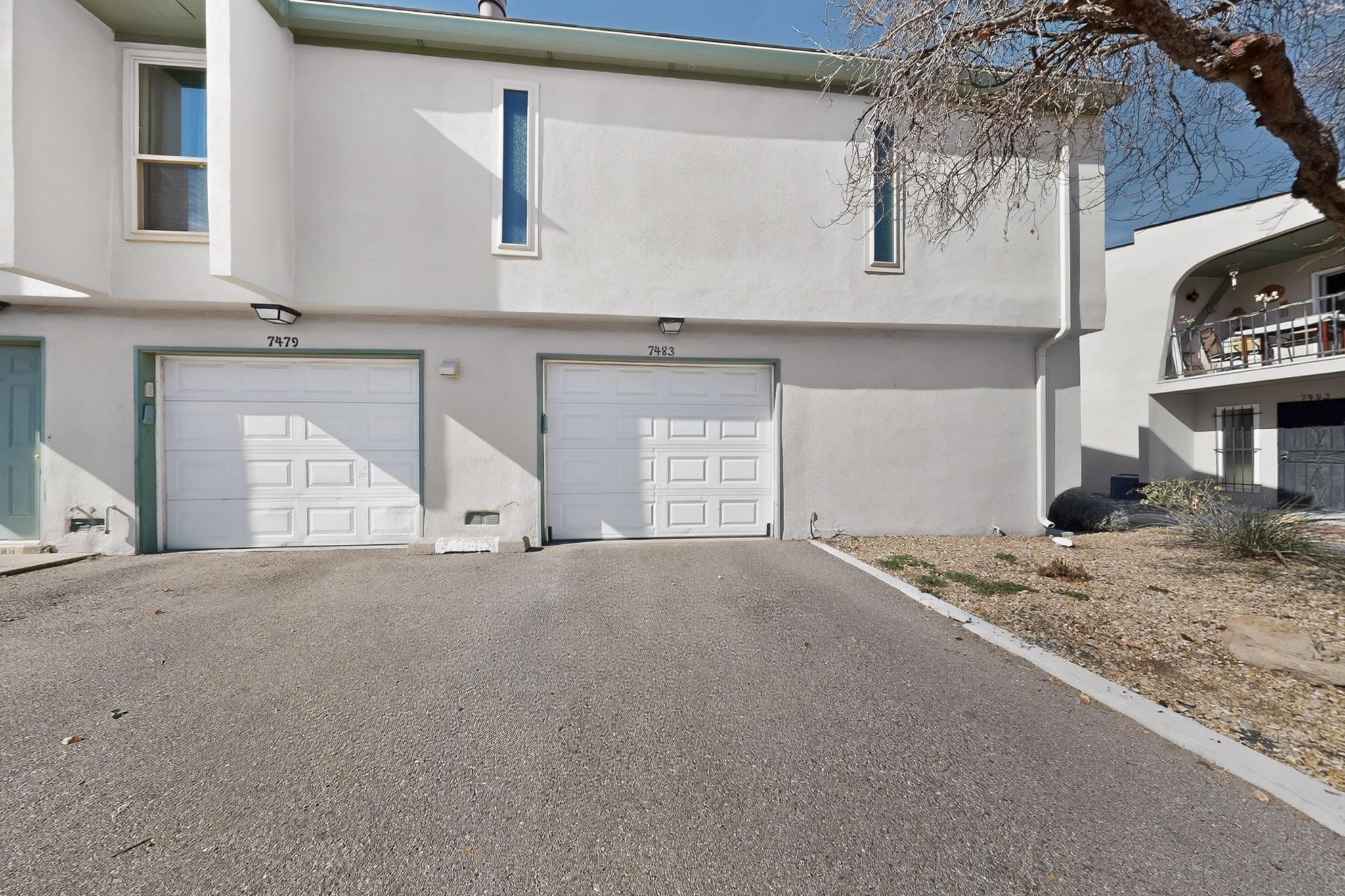 7483 Prairie Road NE