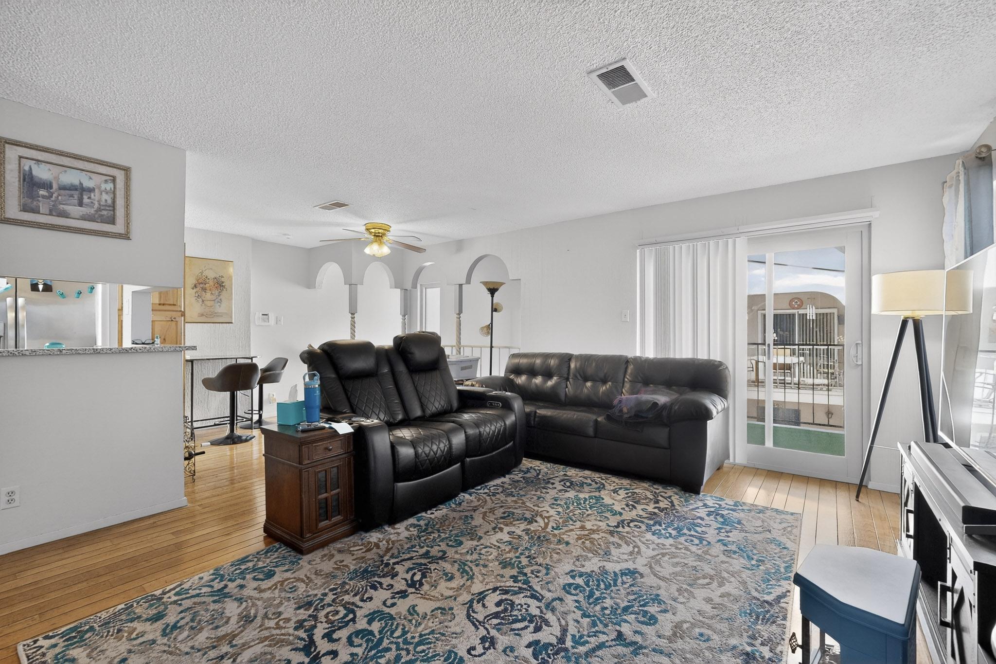 7483 Prairie Road NE