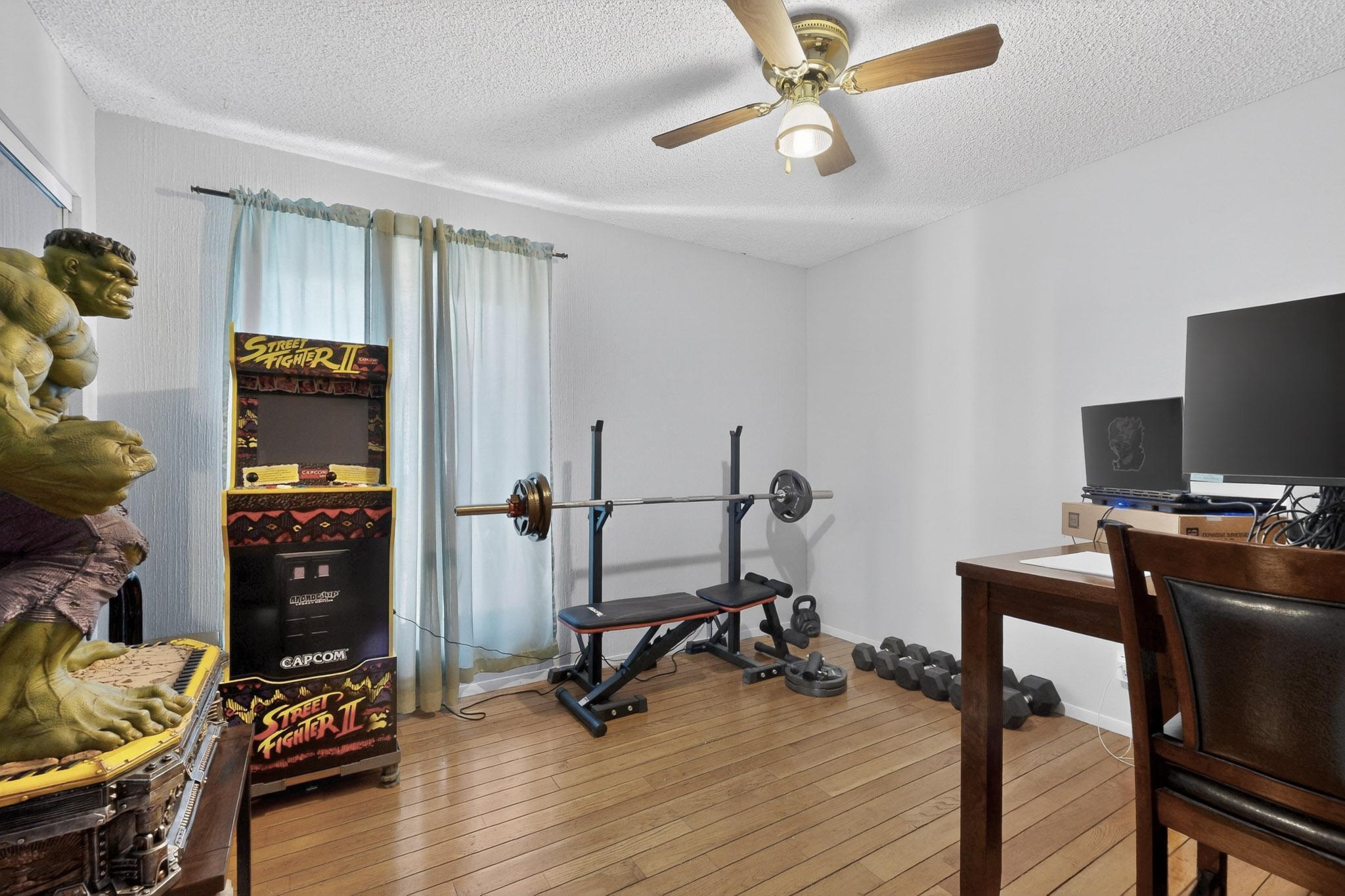 7483 Prairie Road NE