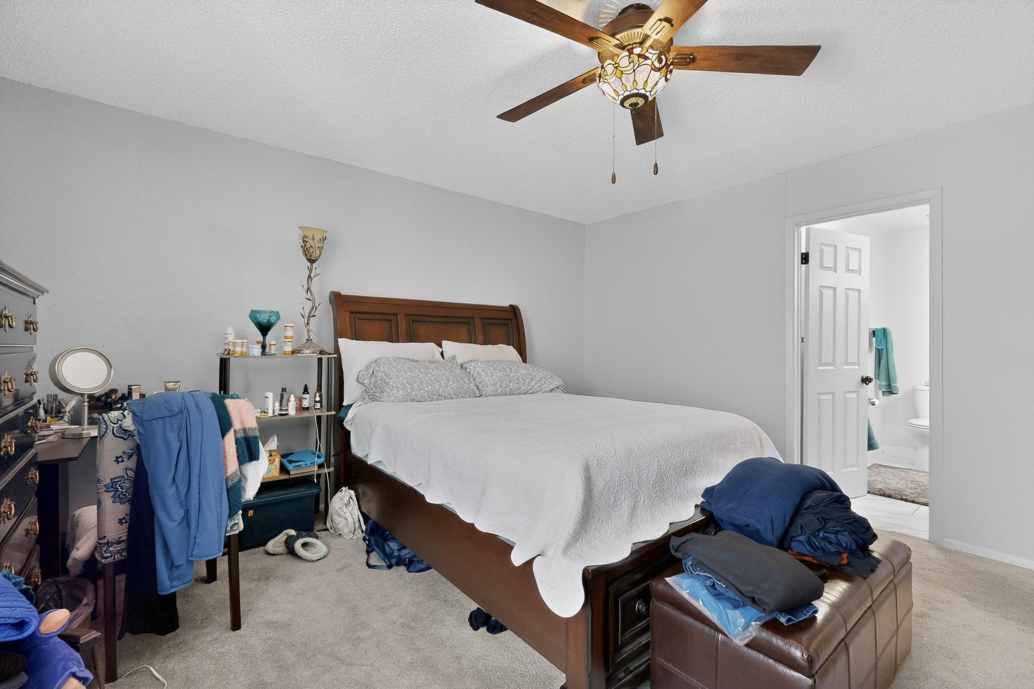 7483 Prairie Road NE