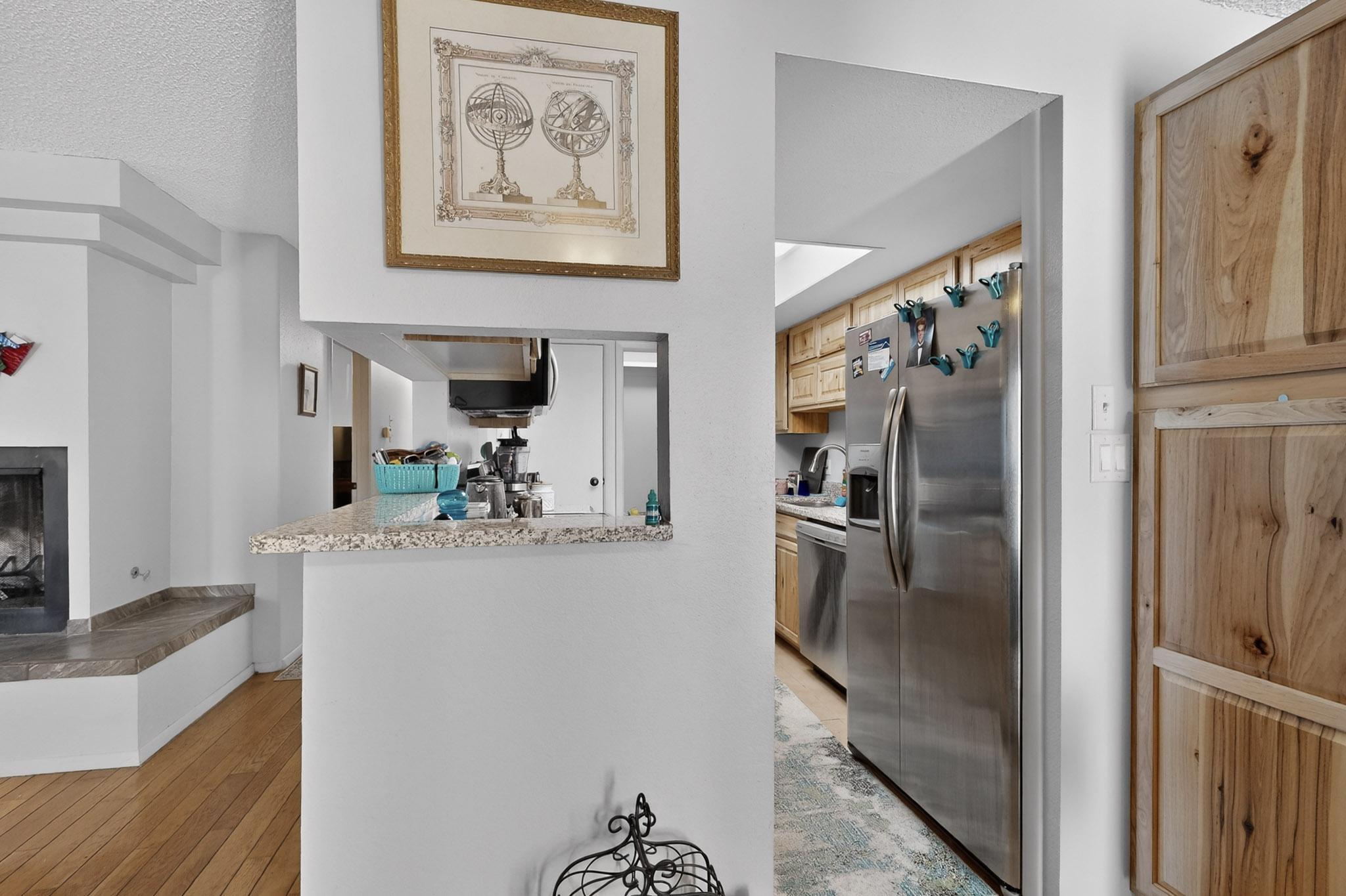 7483 Prairie Road NE