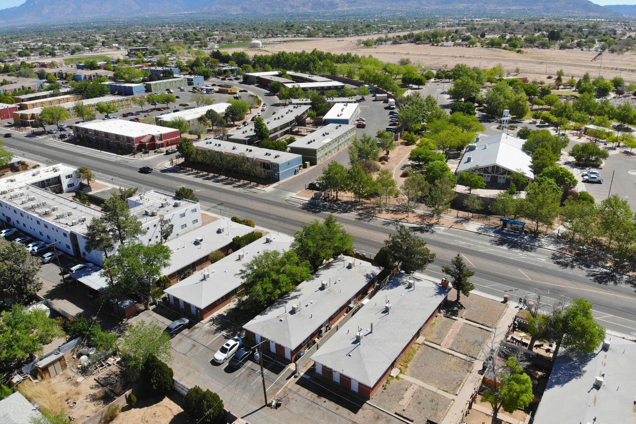 1033 Louisiana Boulevard SE