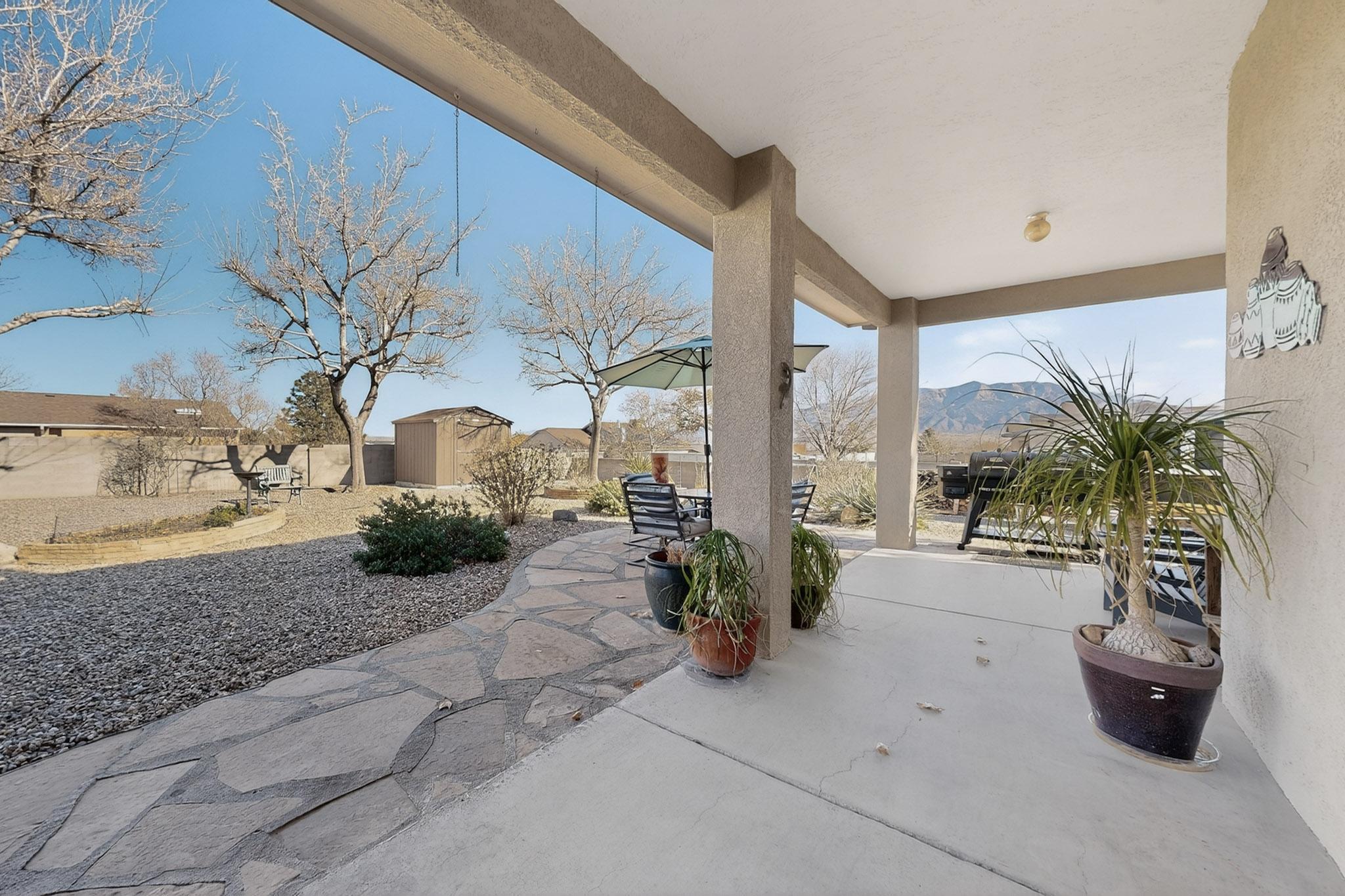 7217 Donet Court NE
