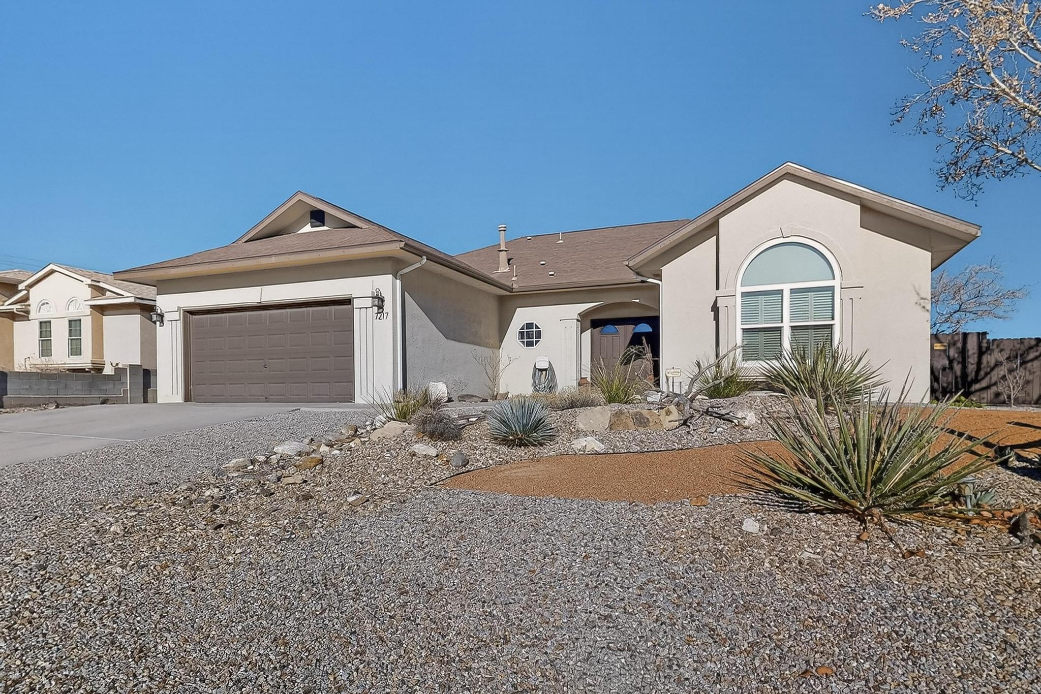 7217 Donet Court NE