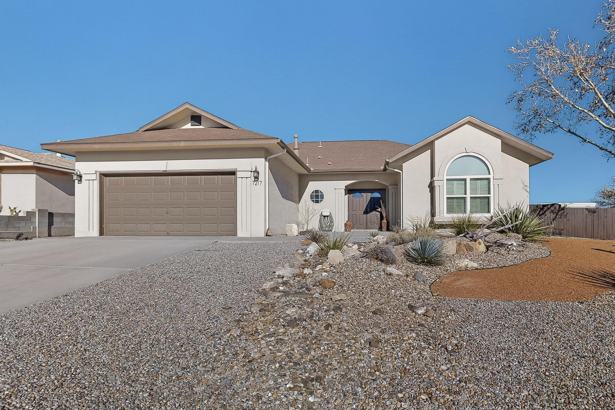 7217 Donet Court NE