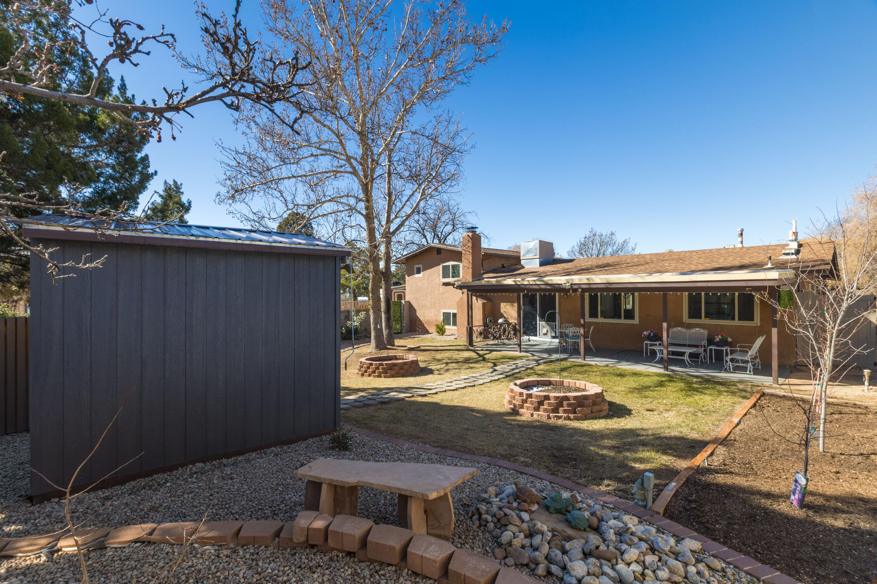 9212 Orlando Place NE