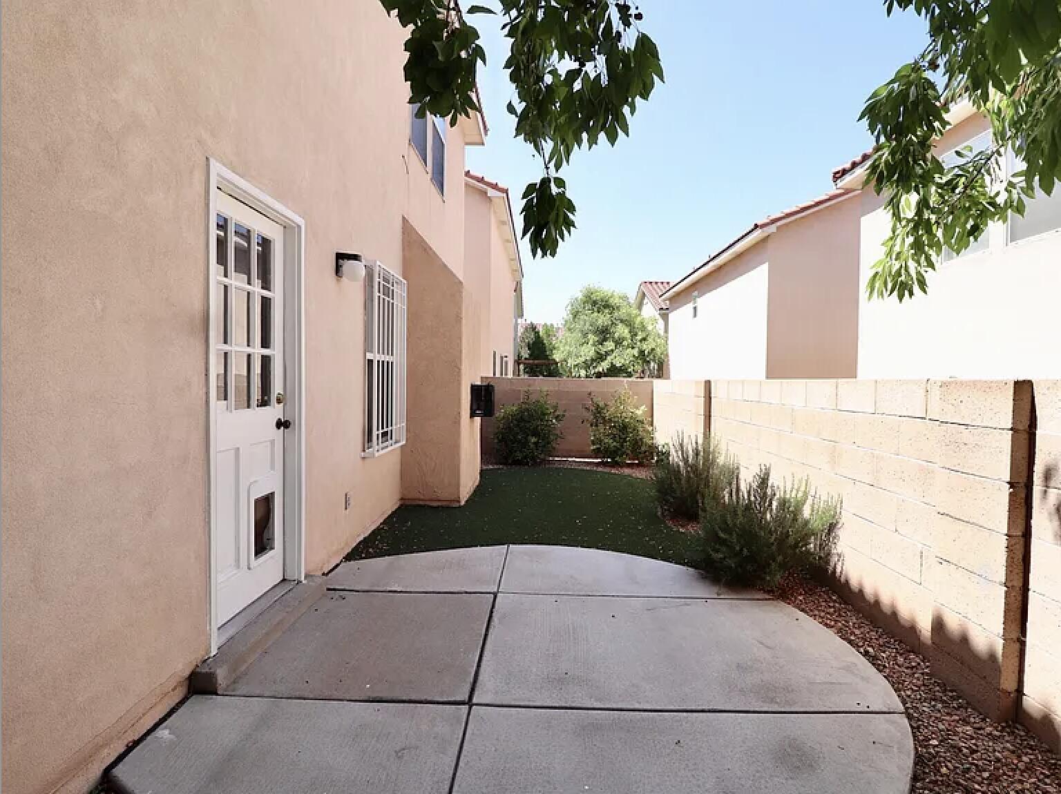 4309 Altura Vista Lane NE