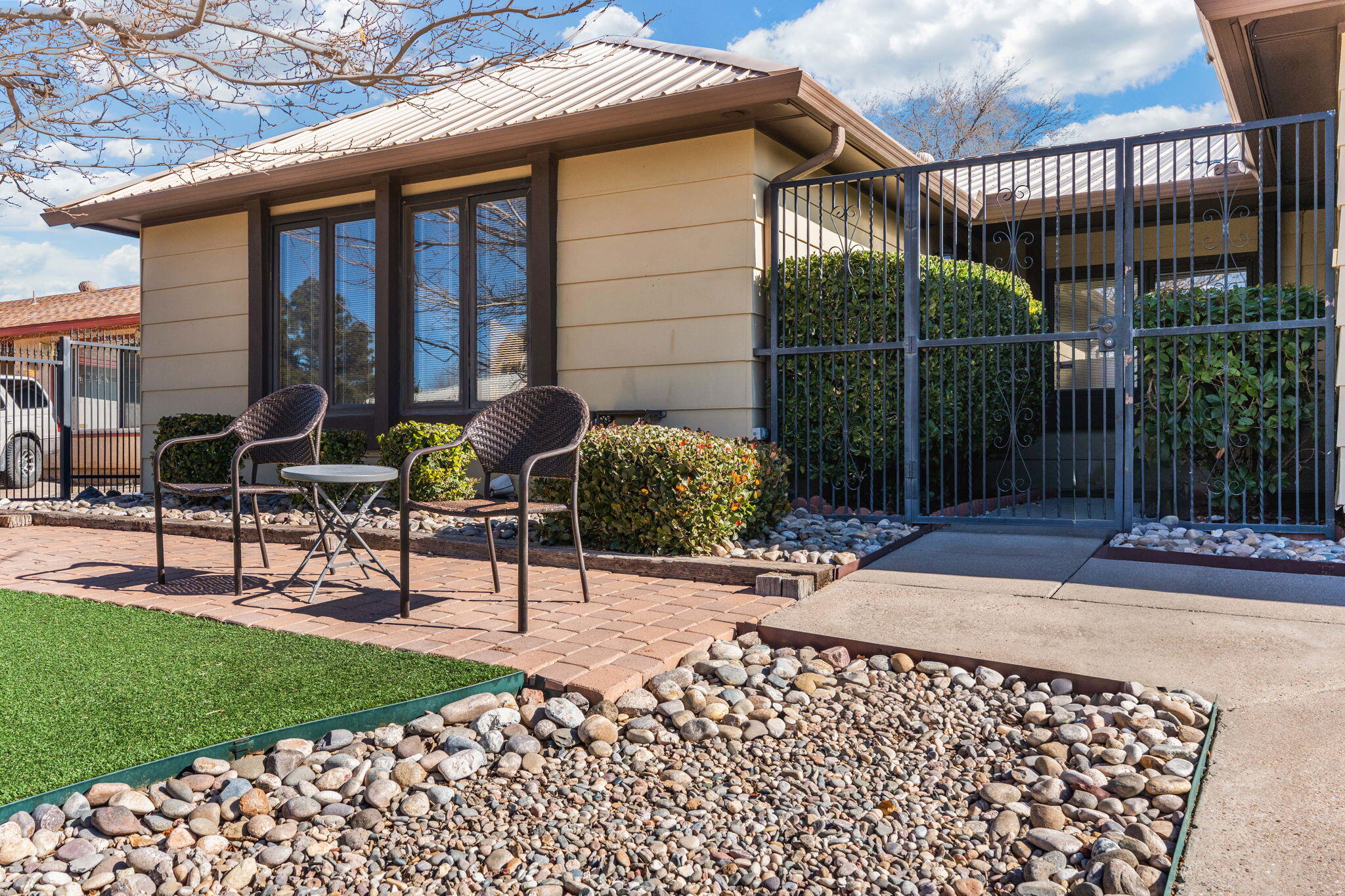 3828 Piermont Drive NE