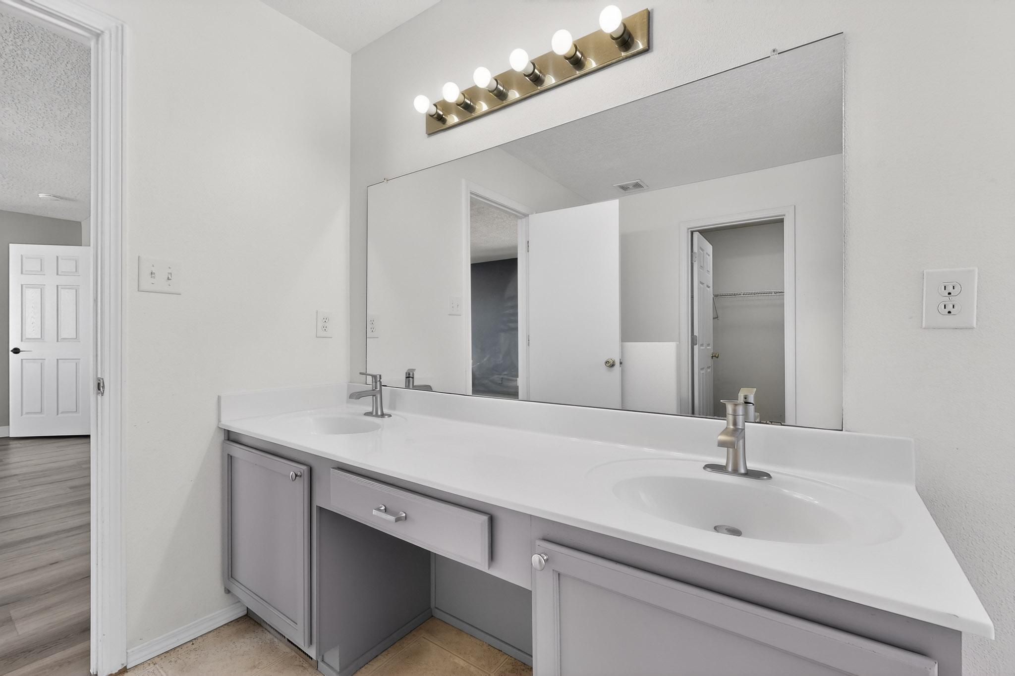 10623 E Albero Rosso Drive NW