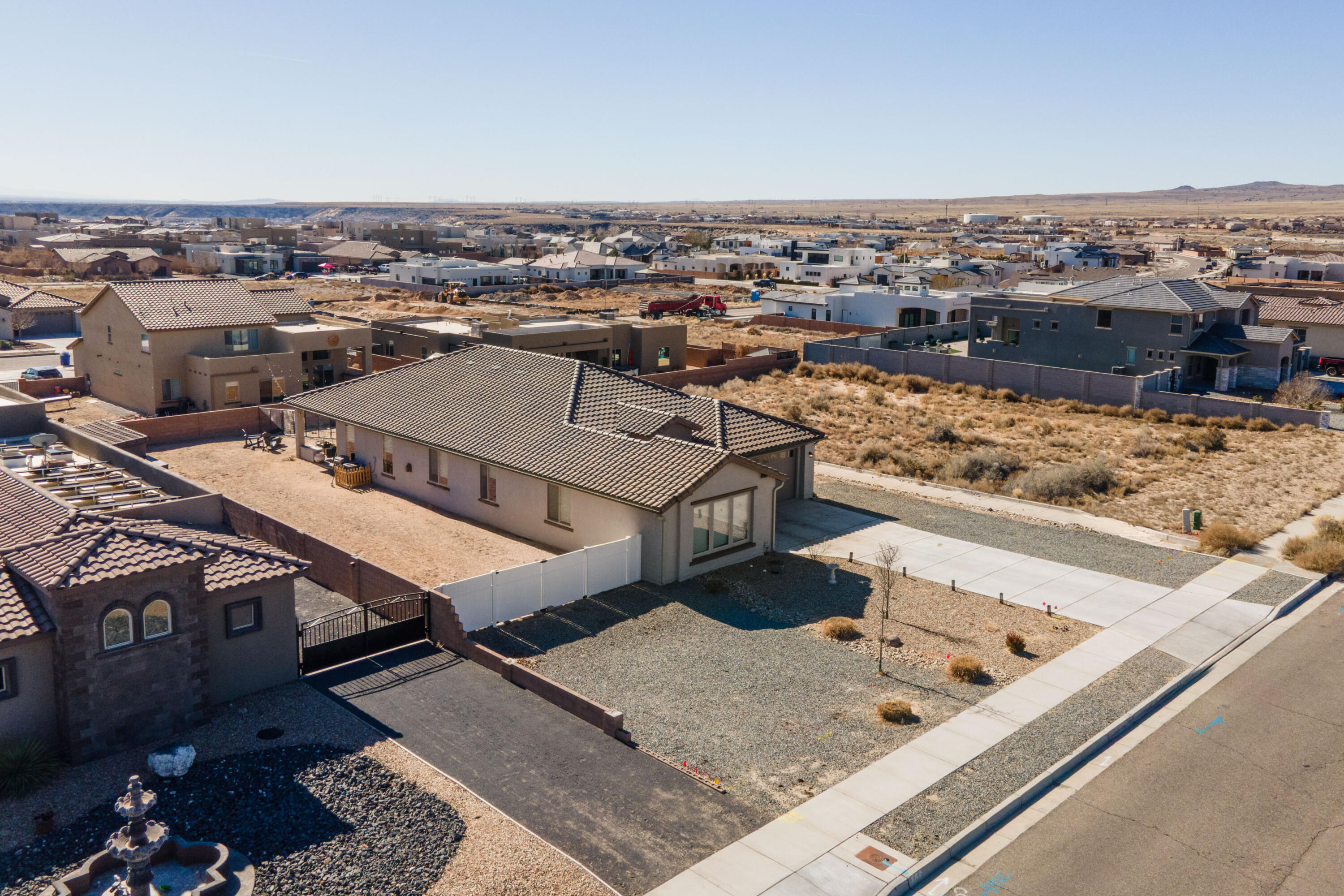 6516 Kimmick Drive NW