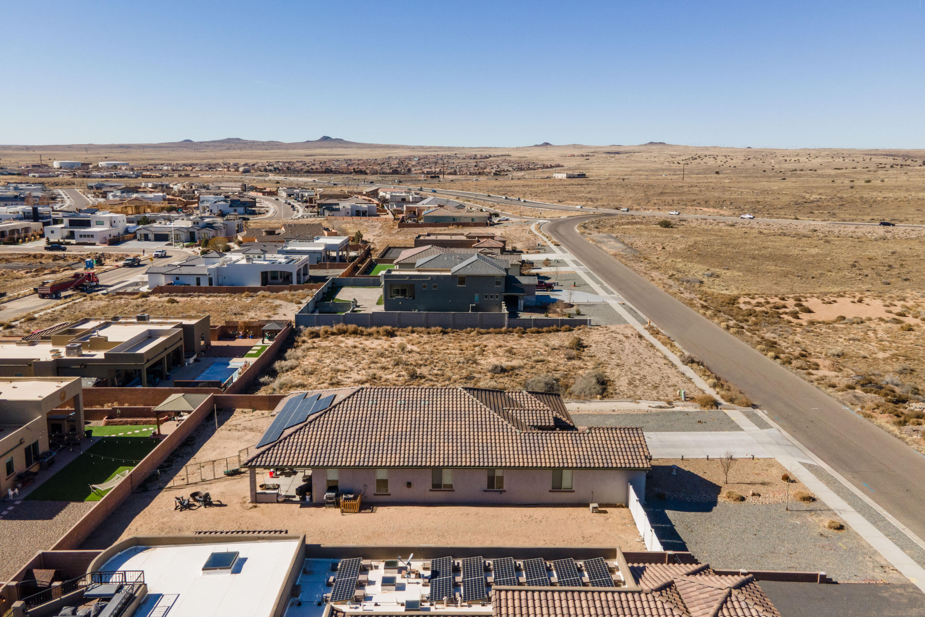 6516 Kimmick Drive NW