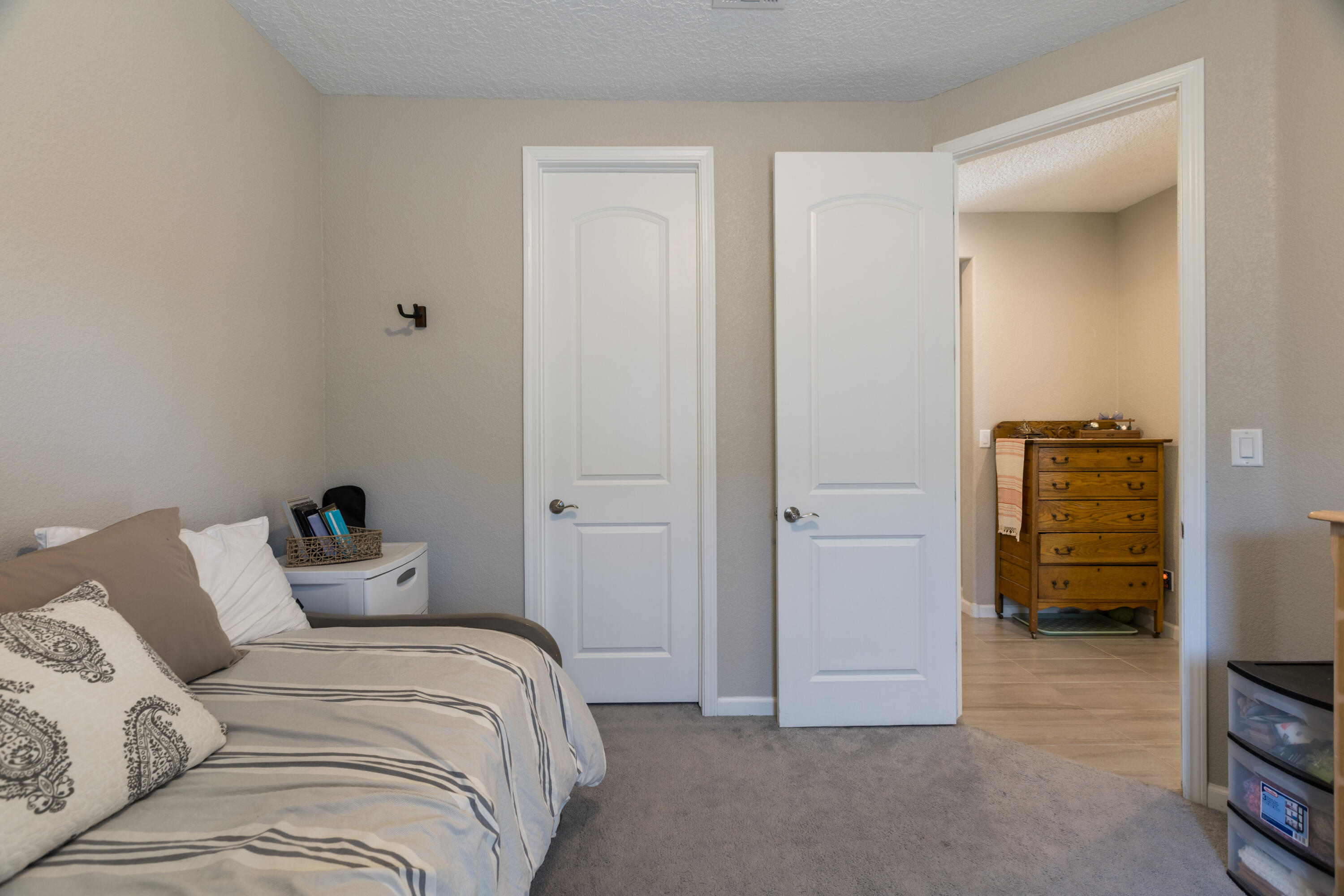 6516 Kimmick Drive NW