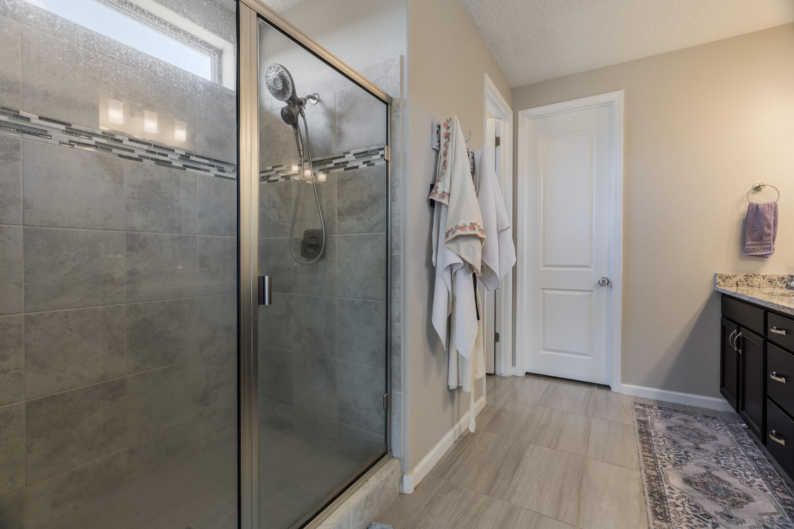 6516 Kimmick Drive NW