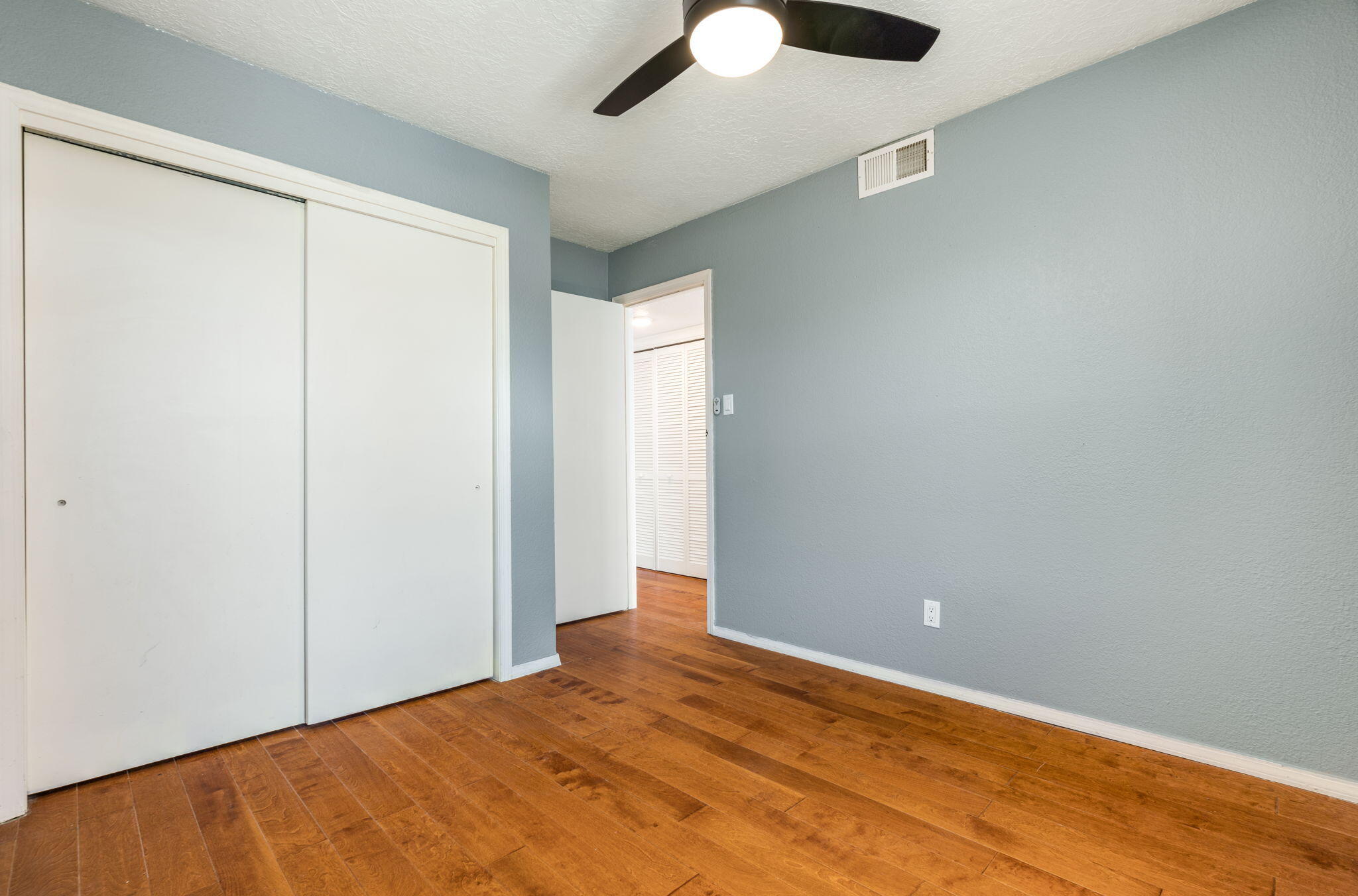 1023 Camino Del Rey Drive SW