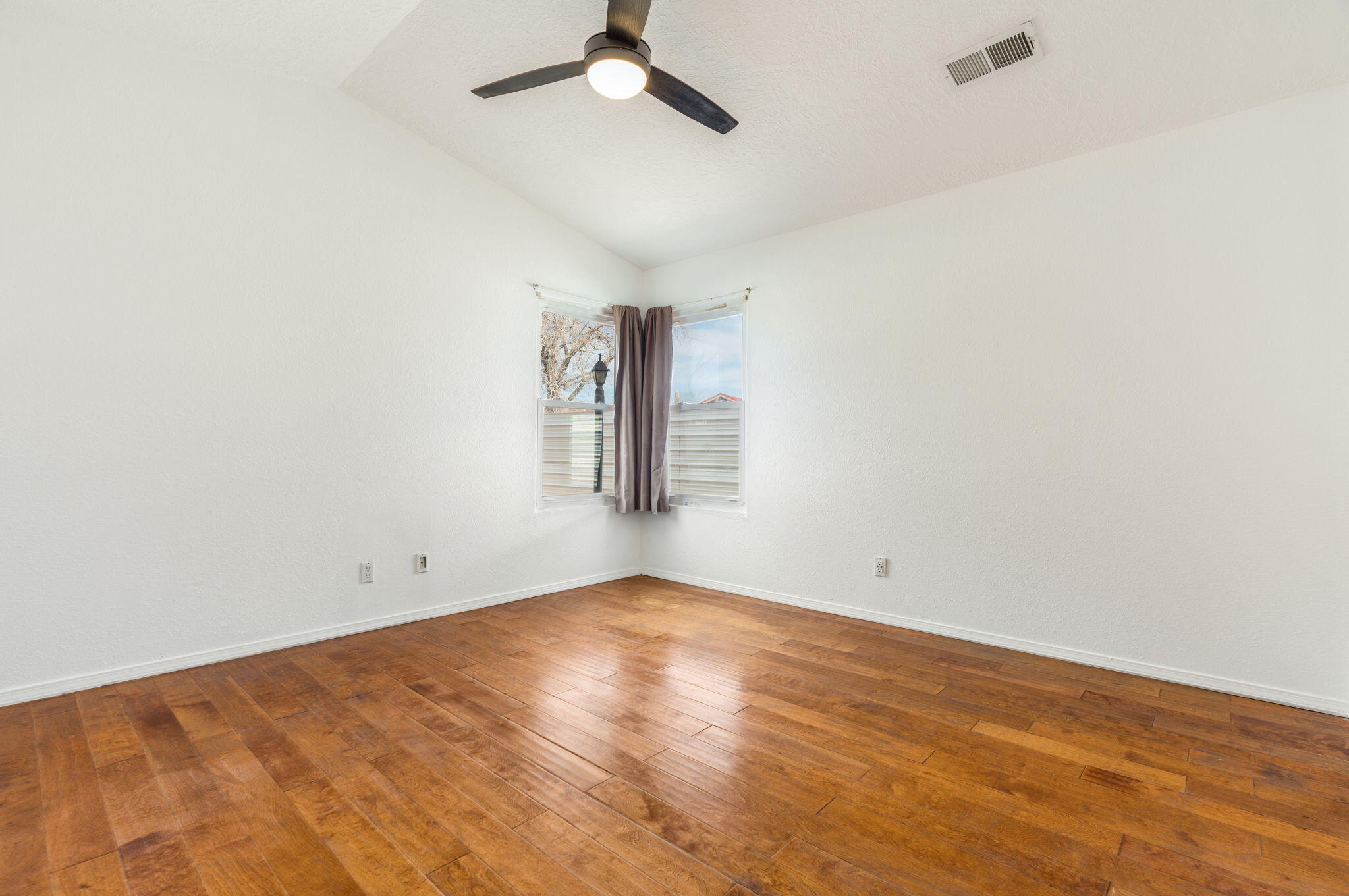 1023 Camino Del Rey Drive SW