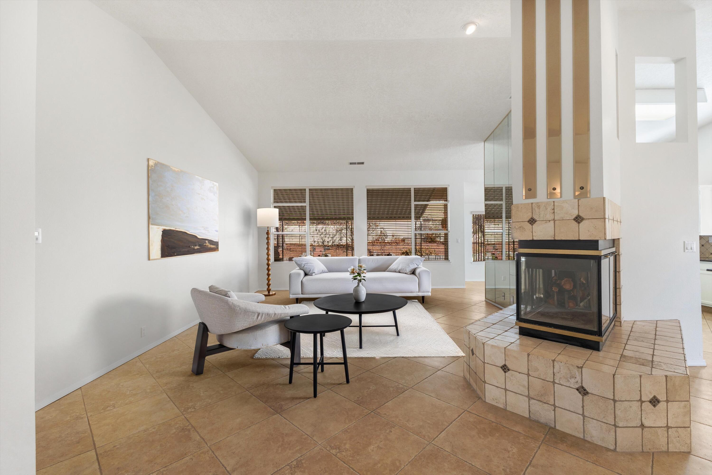 7809 Morris Rippel Place NE