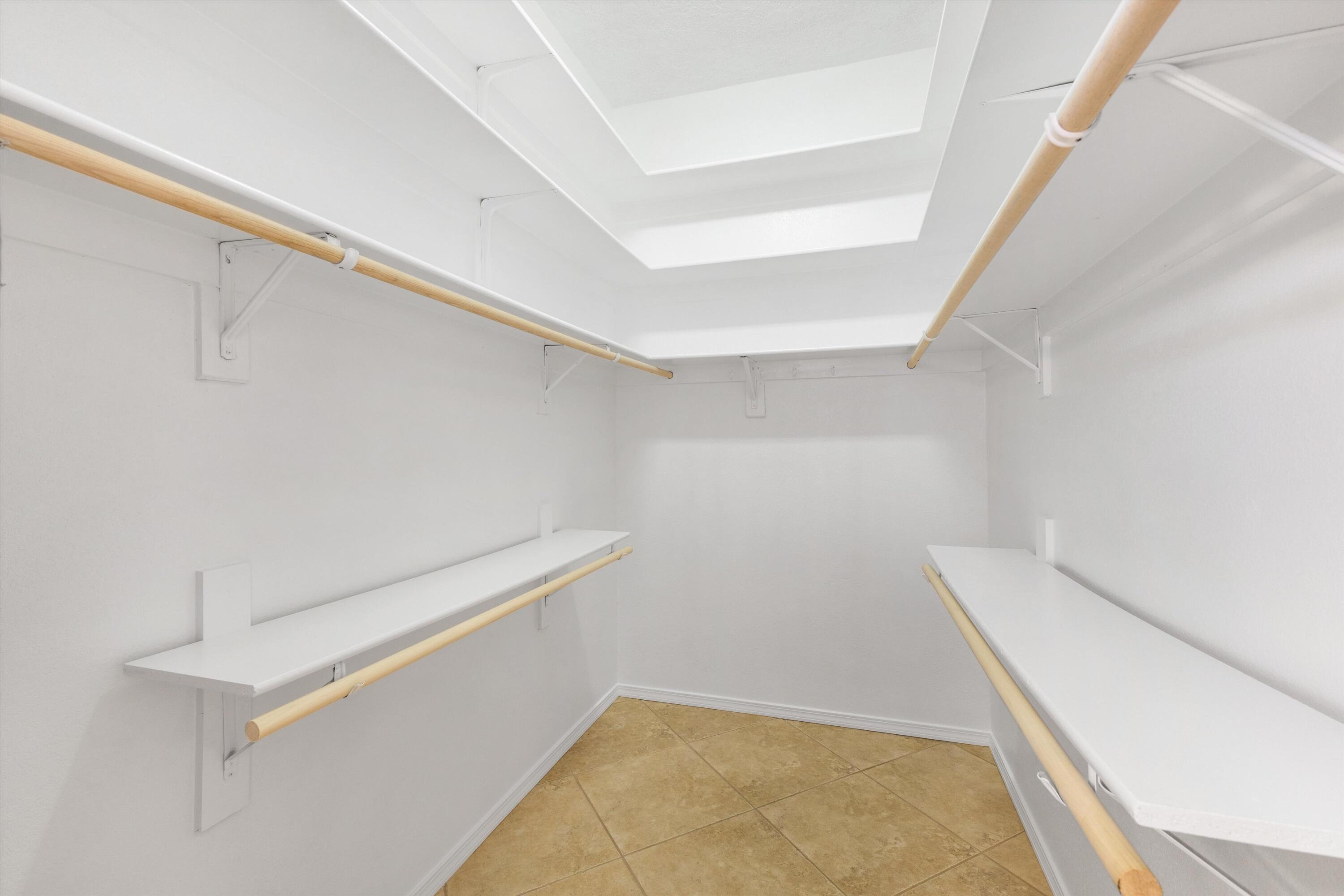 7809 Morris Rippel Place NE