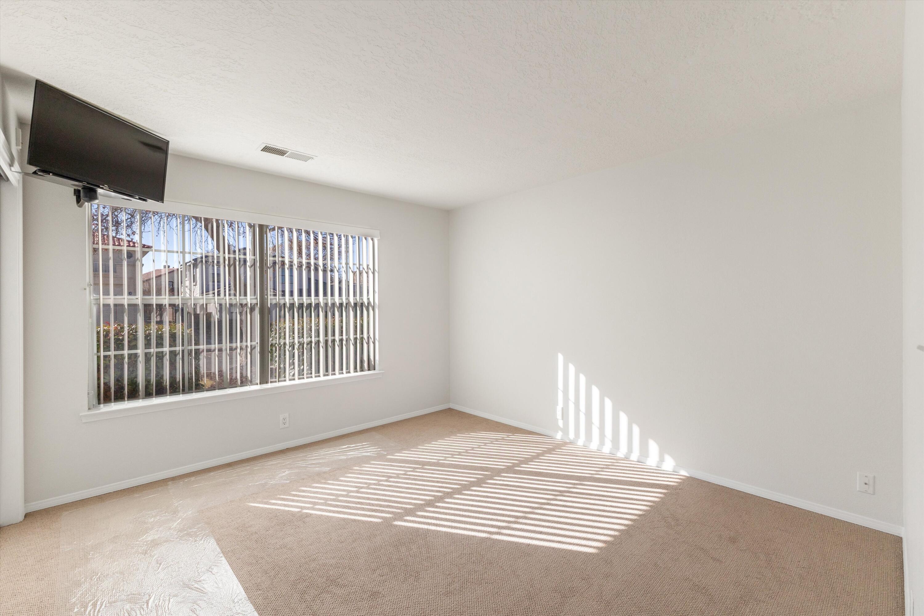 7809 Morris Rippel Place NE