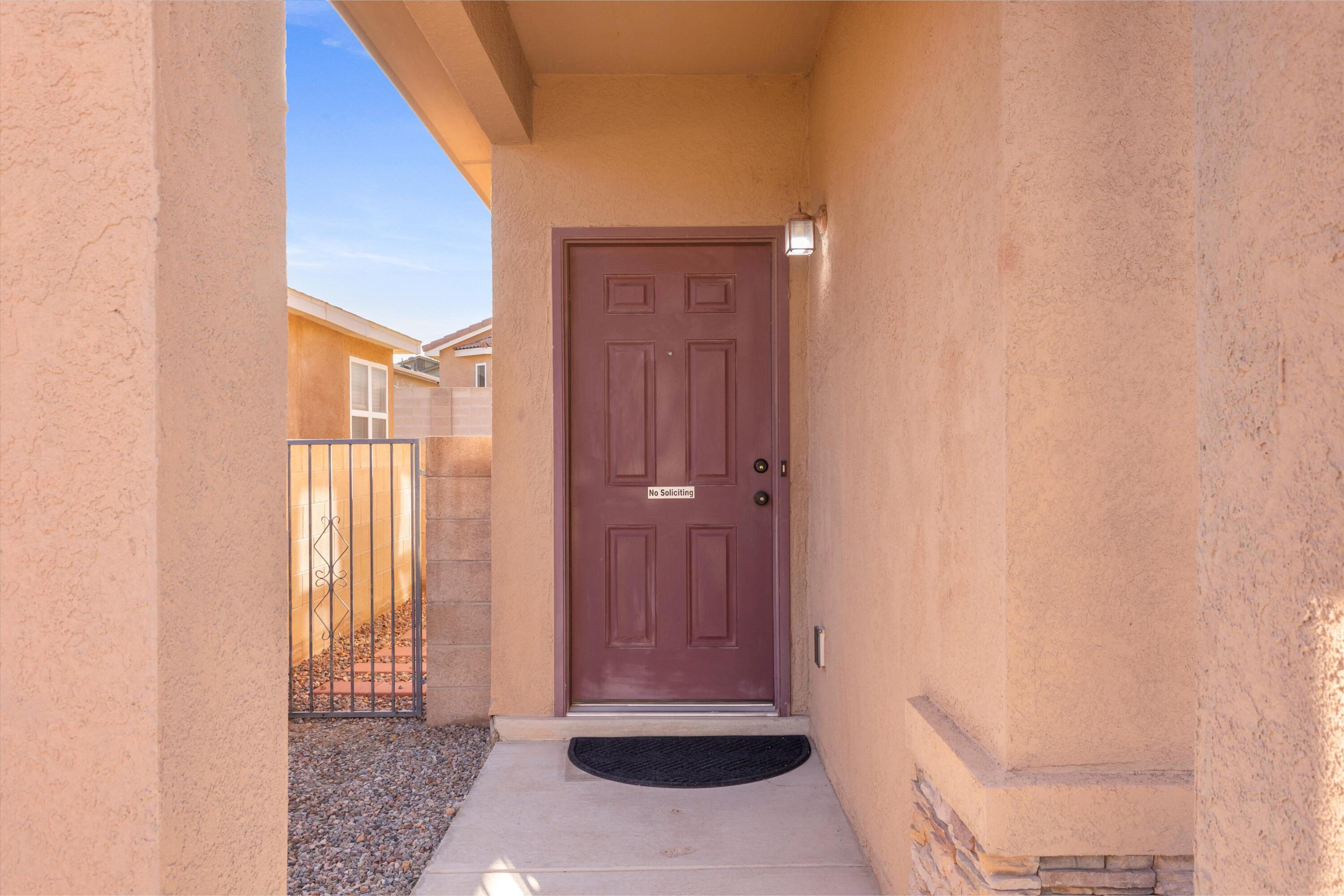 855 Molten Place NW