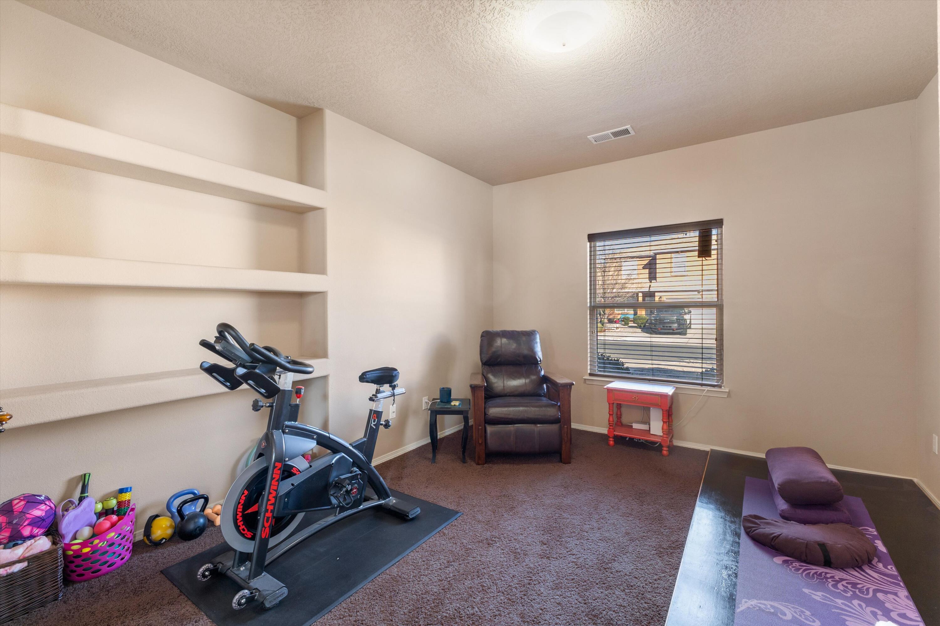 855 Molten Place NW