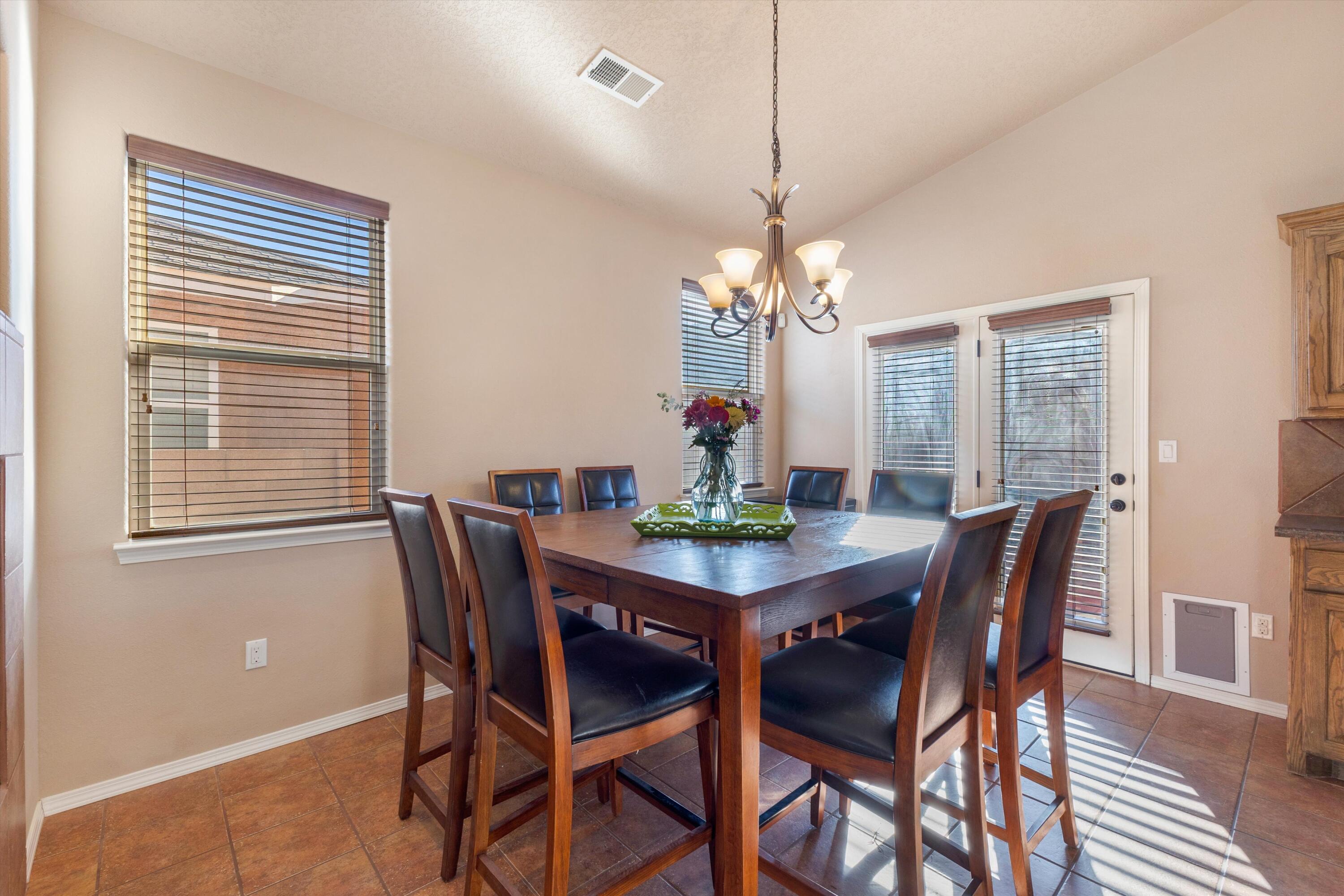 855 Molten Place NW
