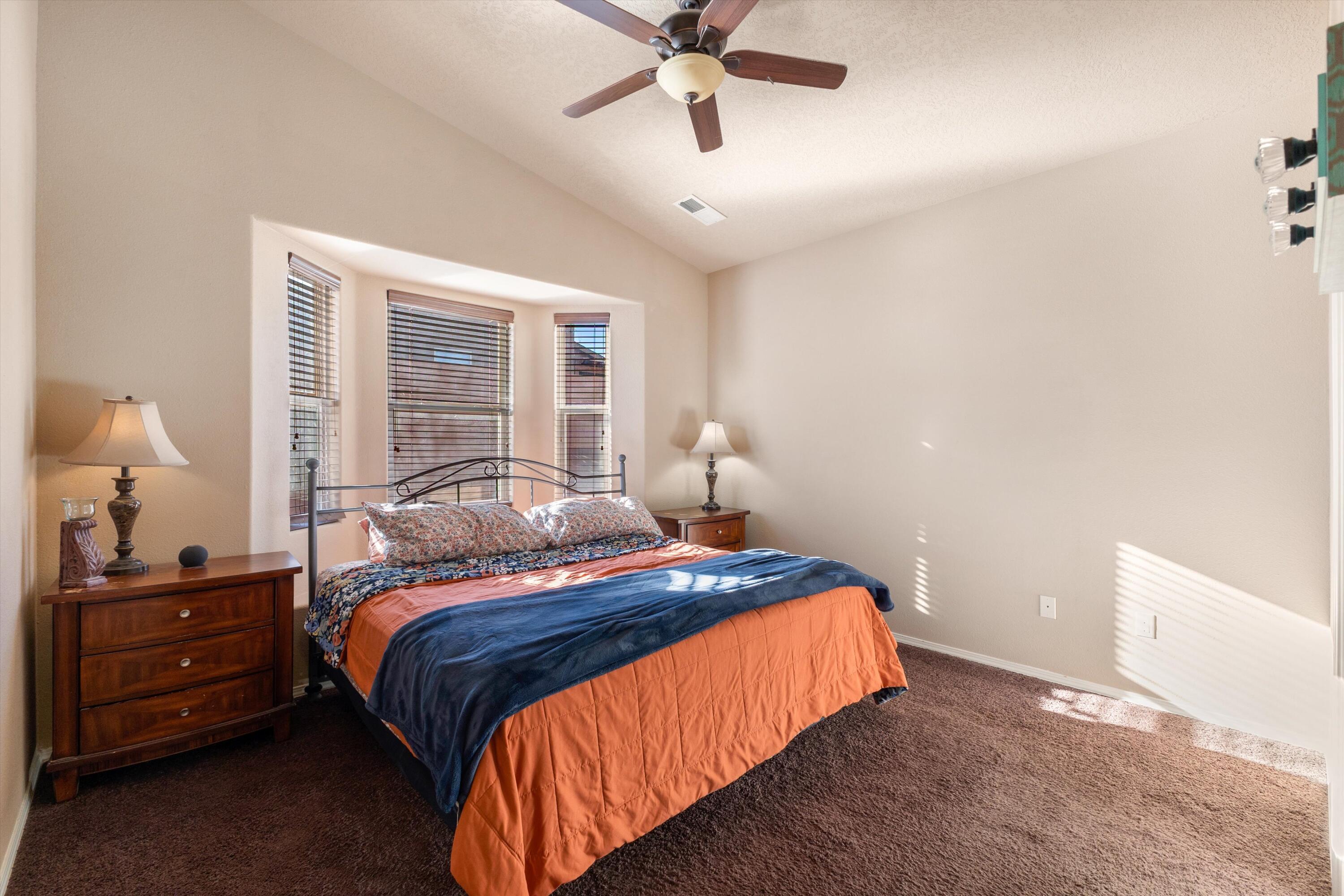 855 Molten Place NW