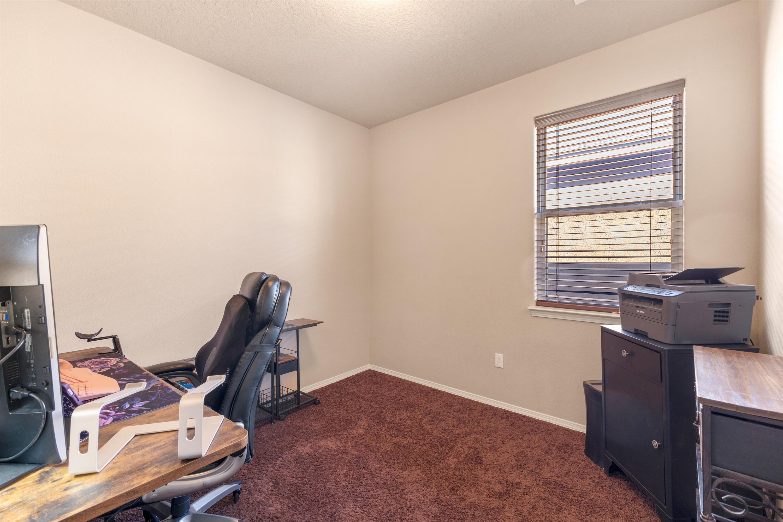 855 Molten Place NW